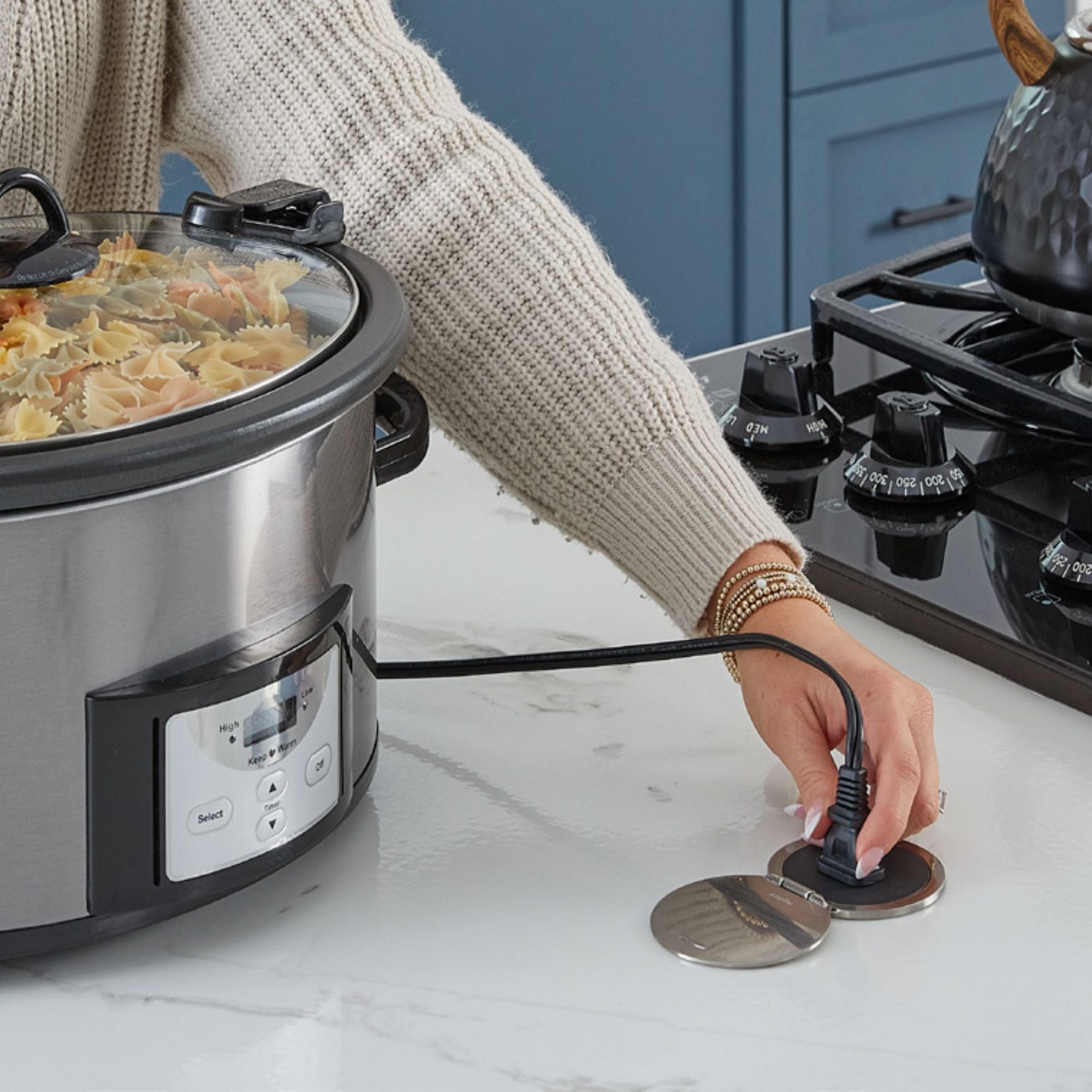 Pass & Seymour CP498TR15BK 15A Tamper-Resistant Kitchen Countertop Outlet, Matte Black