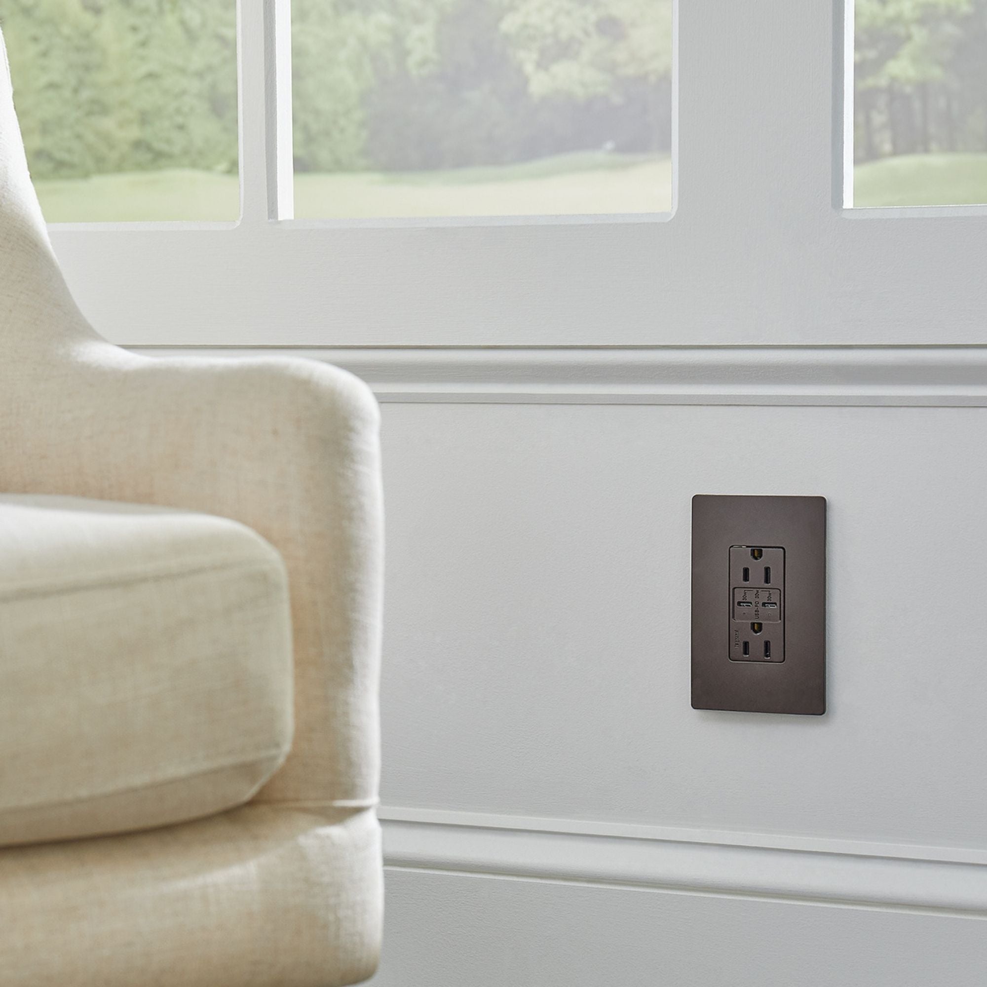 Legrand R26USBPD Series radiant 15A Tamper-Resistant USB Type C Power Delivery Duplex Outlet