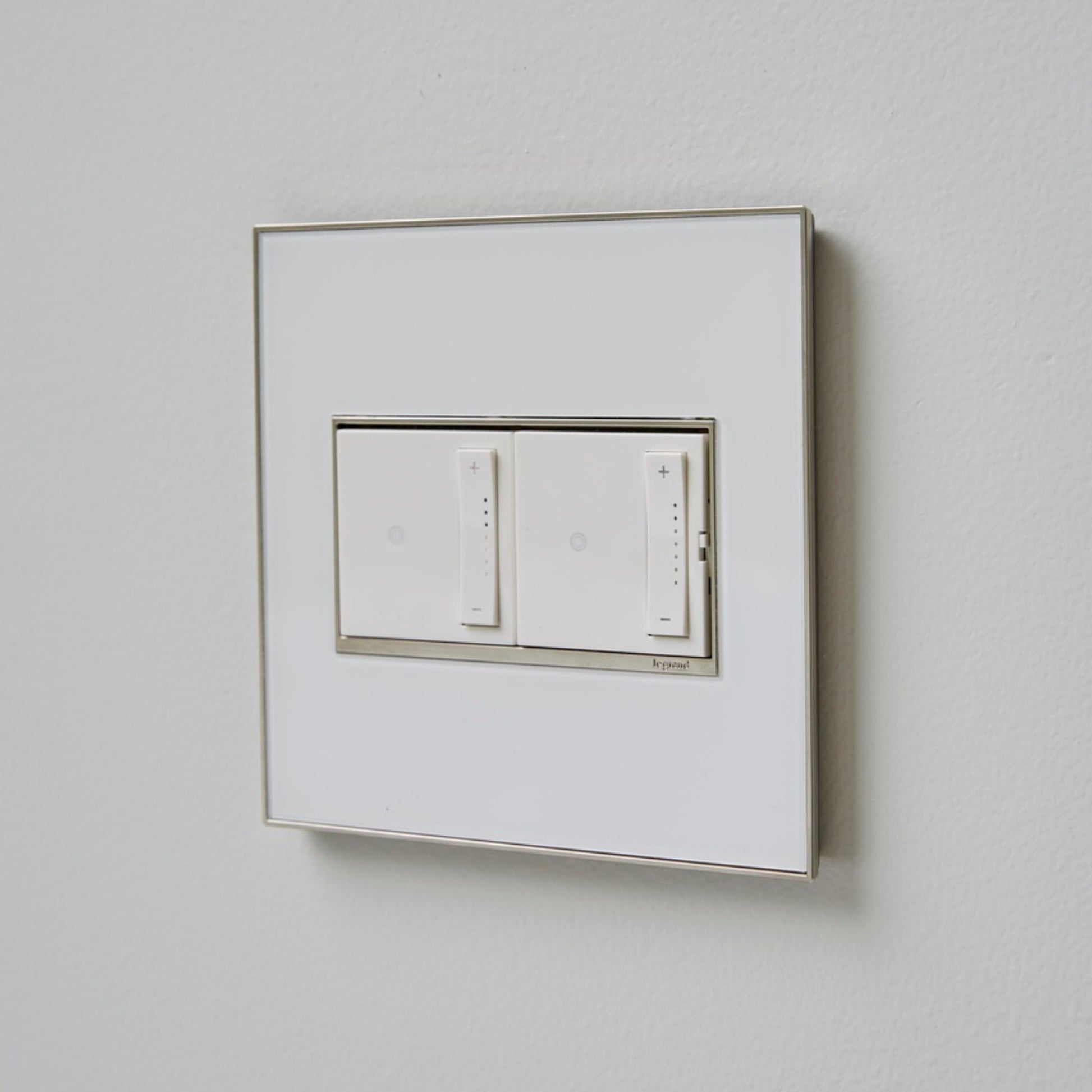 adorne SofTap Tru-Universal Dimmer Switch, 450-Watt LED, Single Pole/3-Way, White - Bees Lighting