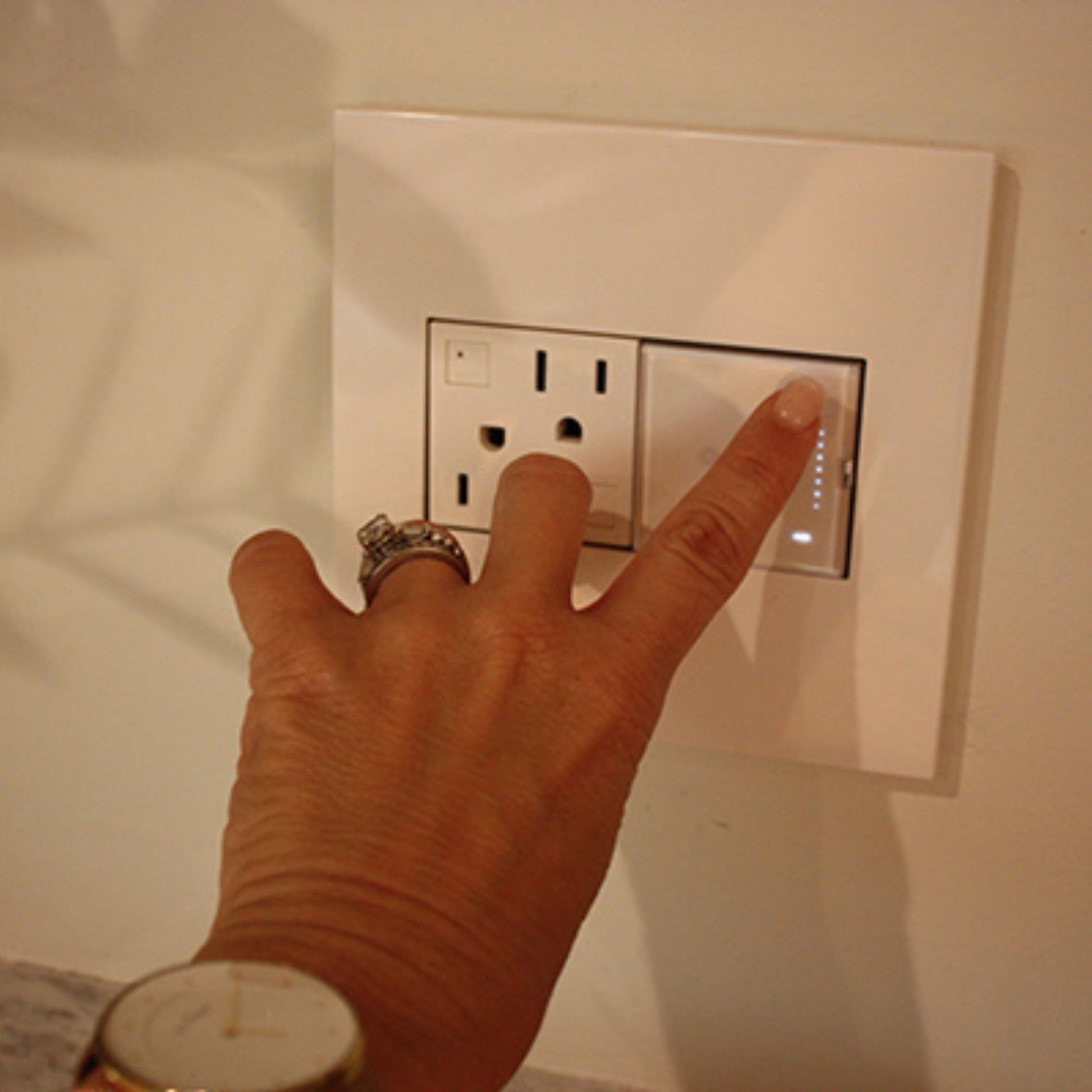adorne 2-Gang Screwless Wall Plate, Glossy White - Bees Lighting
