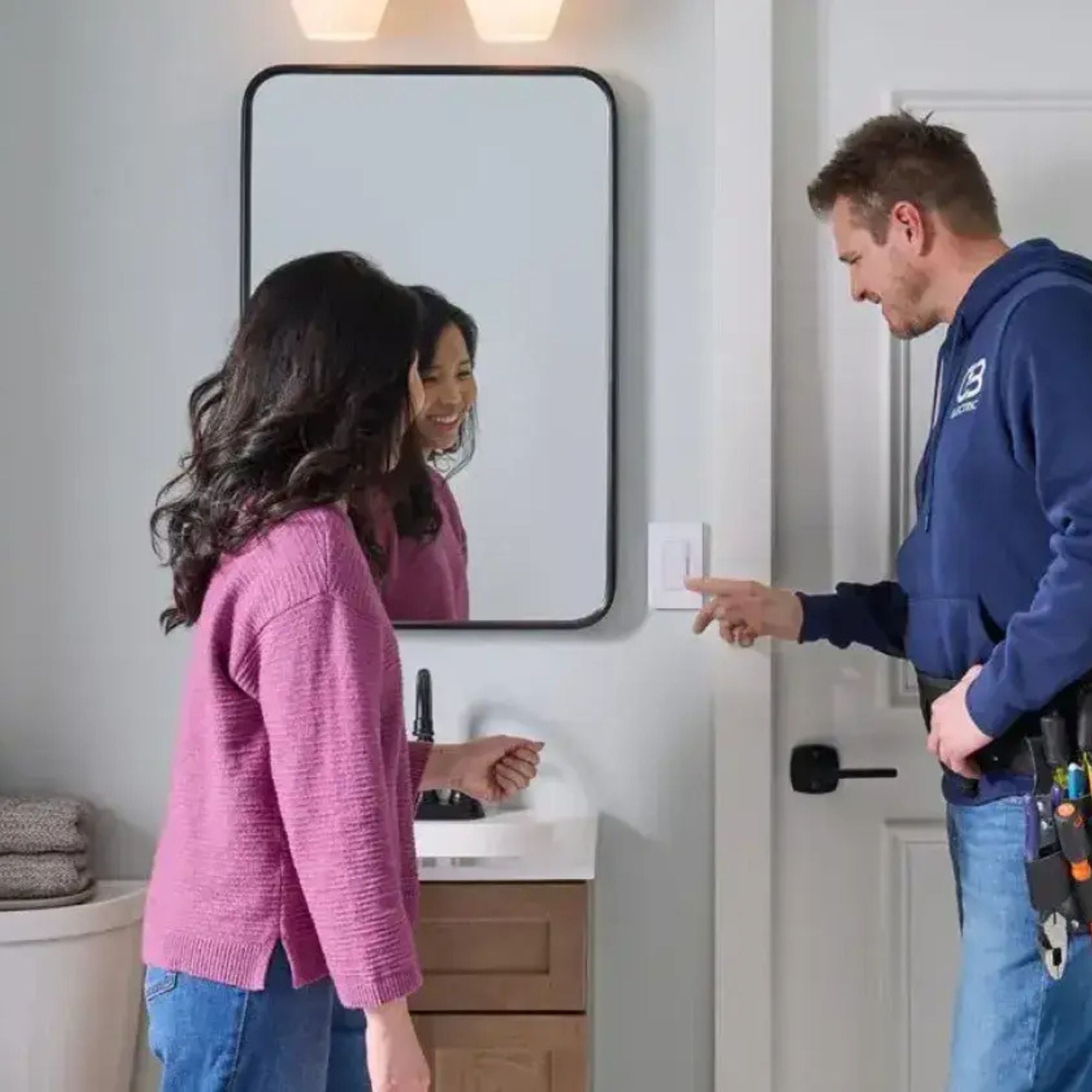 Lutron - Lutron Diva LED+ Dimmer with Night Mode, 150-Watt - DVCLN-153P-WH | Bees Lighting