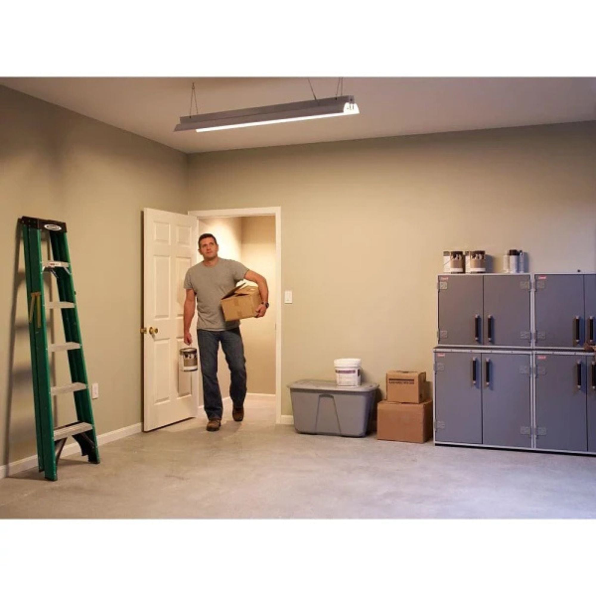 Lutron Maestro MS-OPS5M-BL PIR Occupancy/Vacancy Sensor Switch, 5A Lighting/3A Fan, Single-Pole/3-Way, 120V, Black