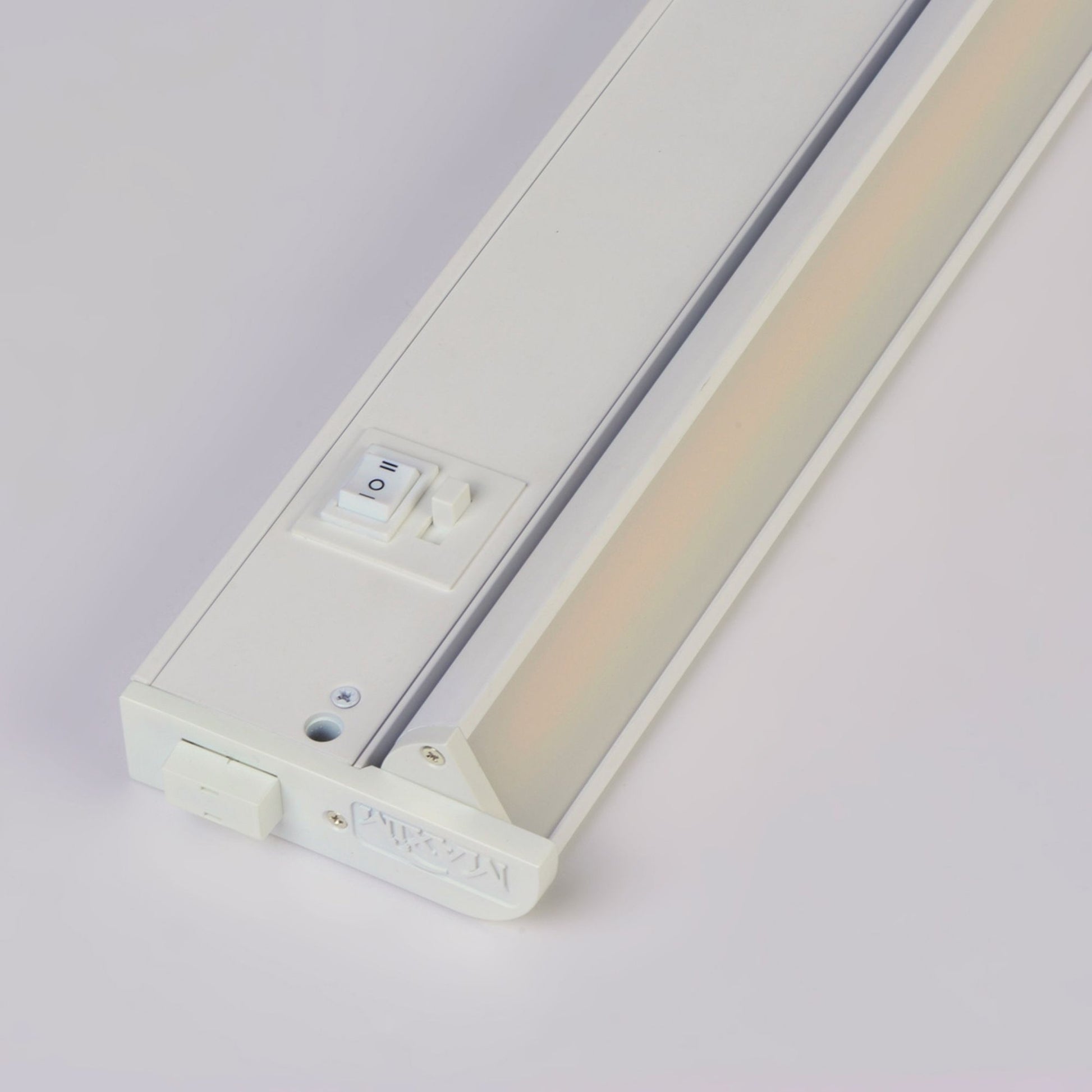 CounterMax 5K 30 Inch LED Under Cabinet Light, 2700K to 5000K, 1800 Lumens, 120V, White - Bees Lighting