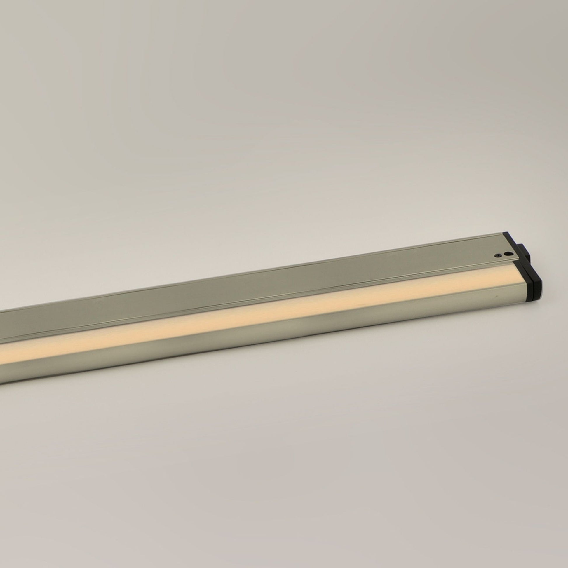CounterMax 5K 36 Inch LED Under Cabinet Light, 2700K to 5000K, 2220 Lumens, 120V, Nickel - Bees Lighting