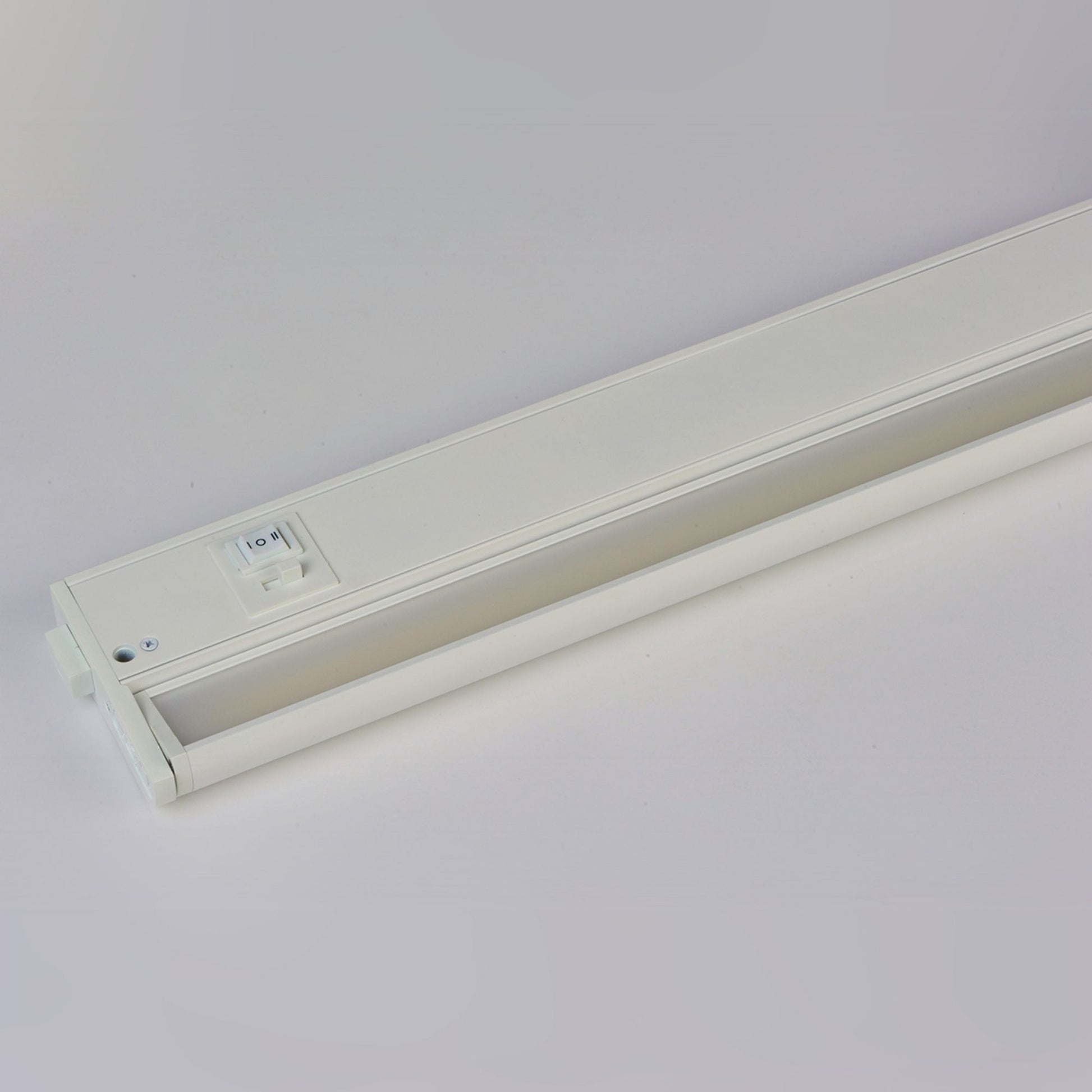 CounterMax 5K 36 Inch LED Under Cabinet Light, 2700K to 5000K, 2220 Lumens, 120V, White - Bees Lighting