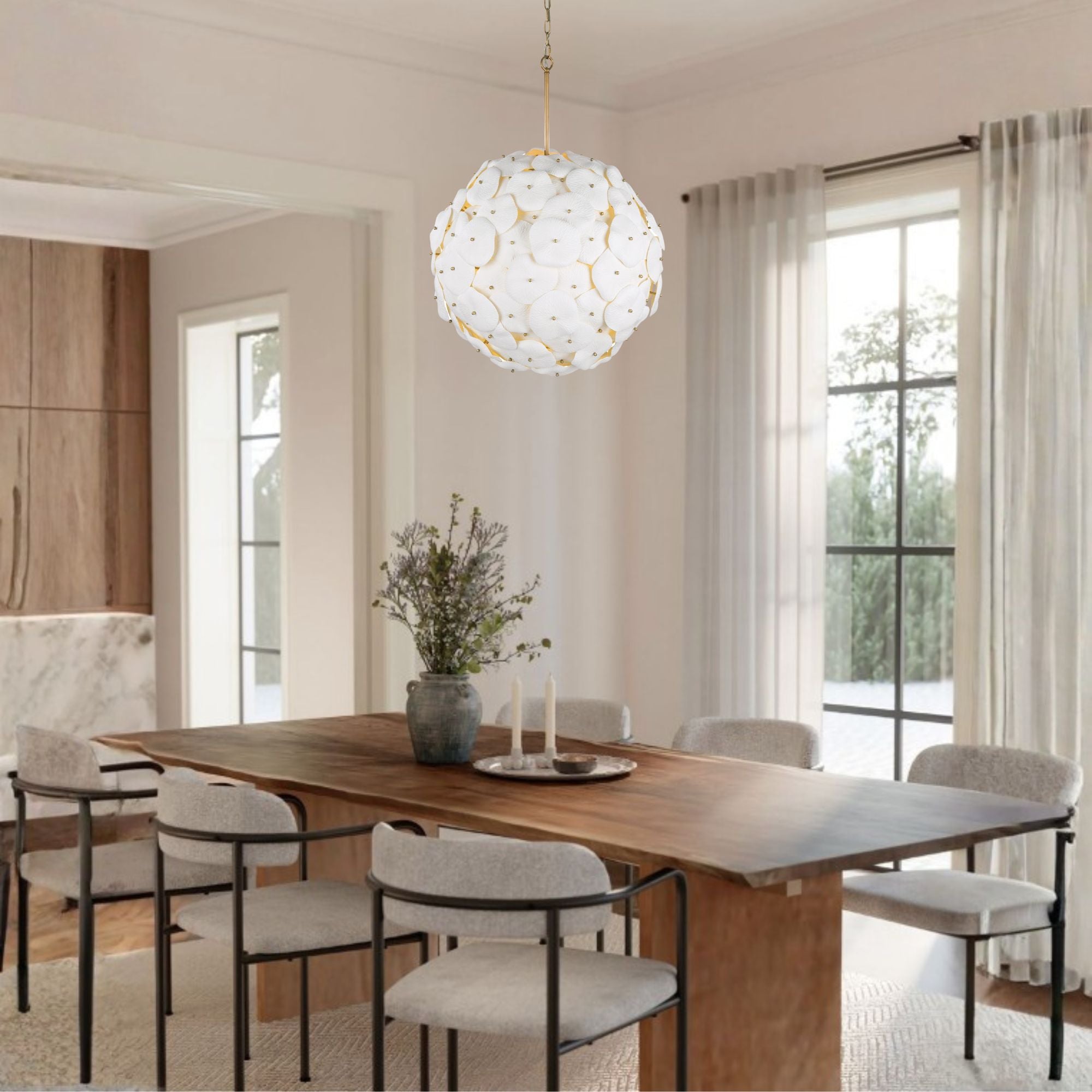 Metropolitan Coastlyn Pendant, Legacy Brass & White