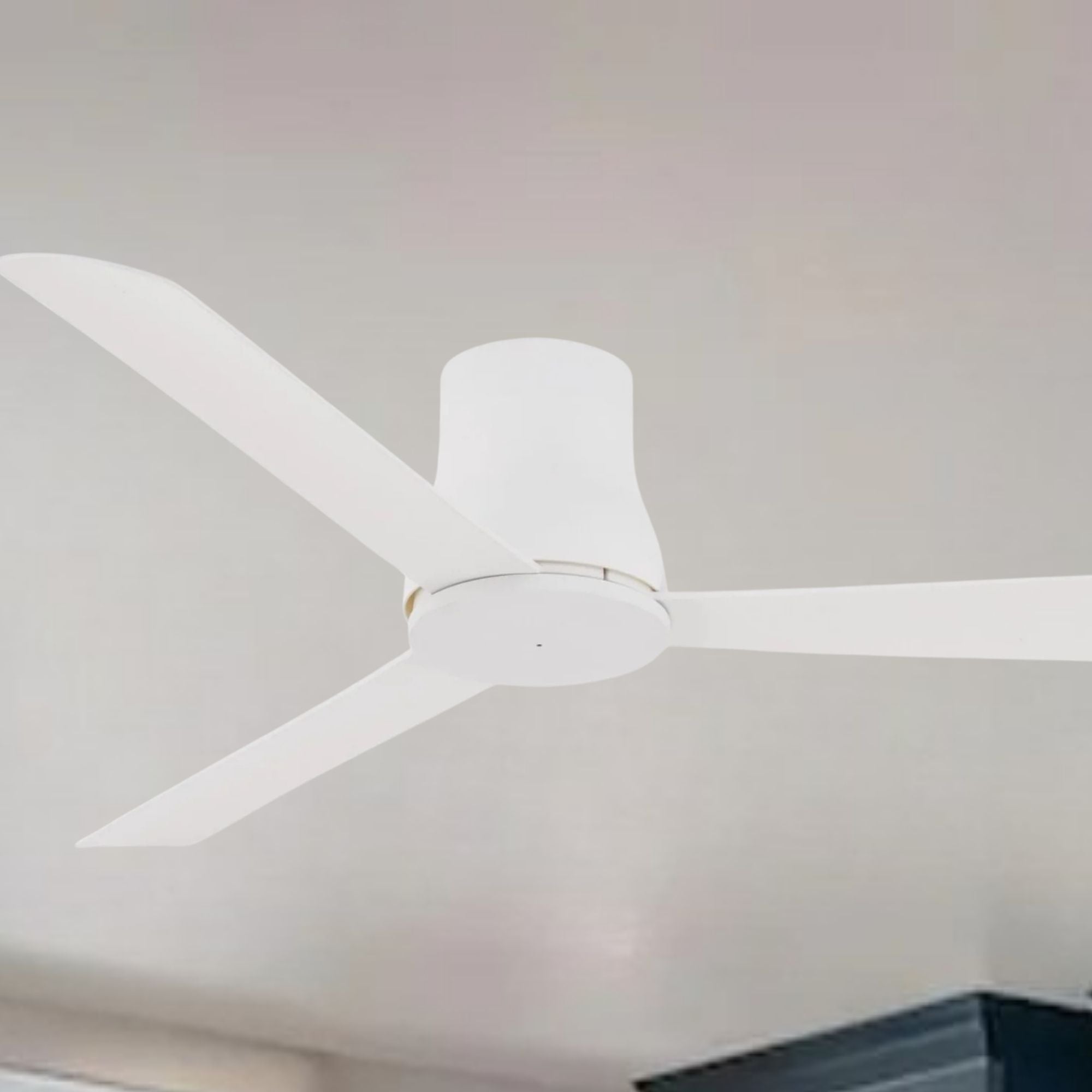 Minka Aire - Simple Flush 52" White Outdoor Ceiling Fan with Remote | Bees Lighting