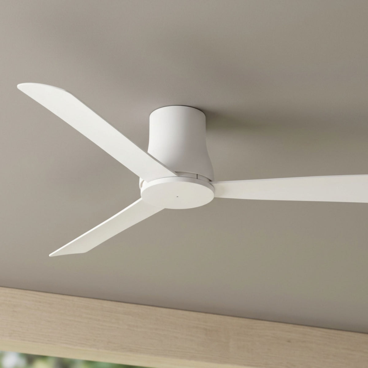 Minka Aire - Simple Flush 52" White Outdoor Ceiling Fan with Remote | Bees Lighting