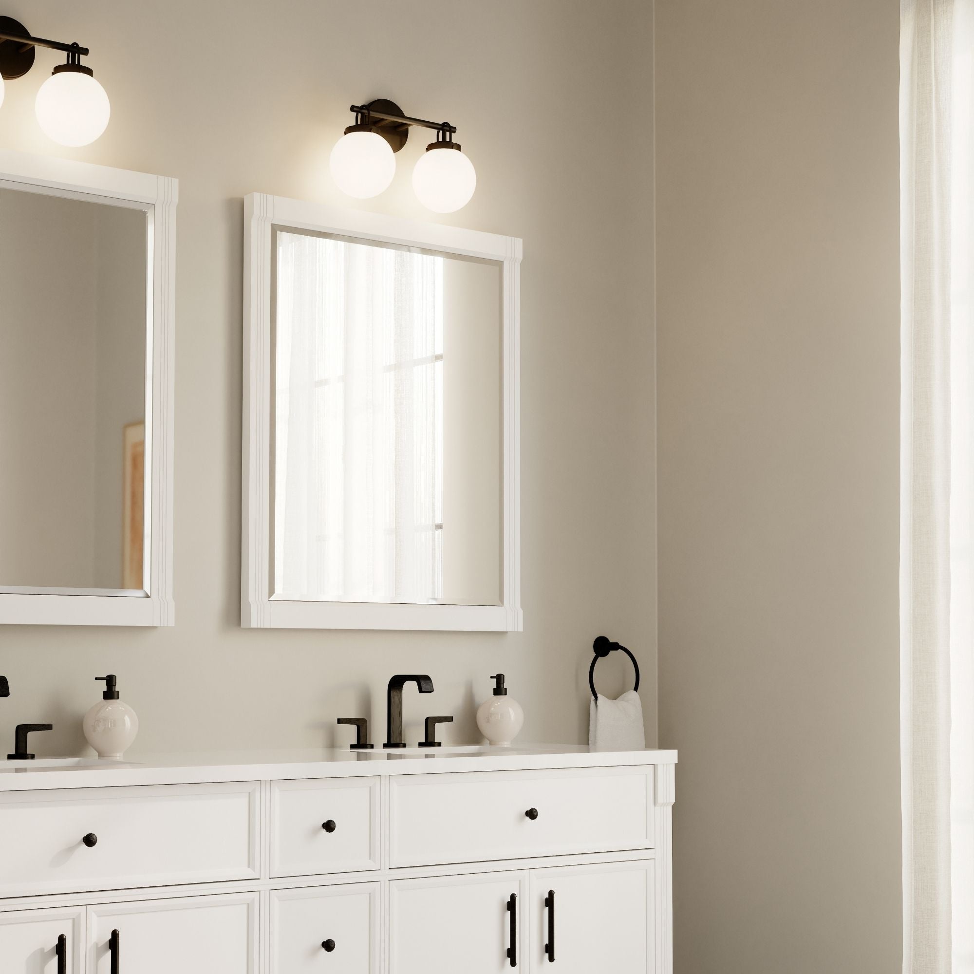 Minka-Lavery Ortesa Vanity Light