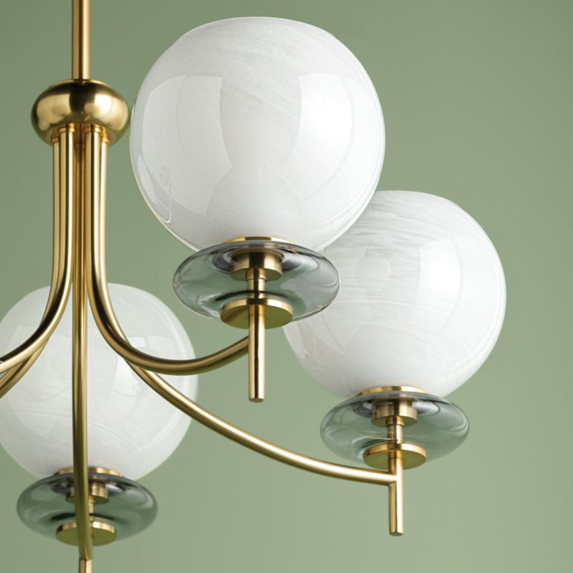Alexia 30" 5-Light Chandelier, Aged Brass Finish