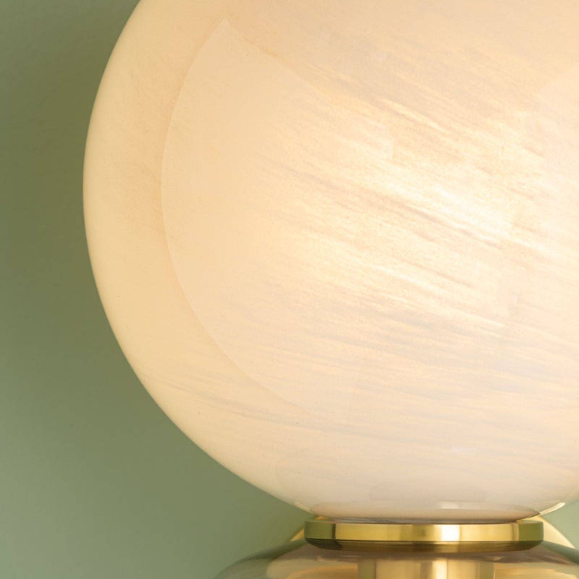 Alexia 11" Wall Sconce, Aged Brass Finish