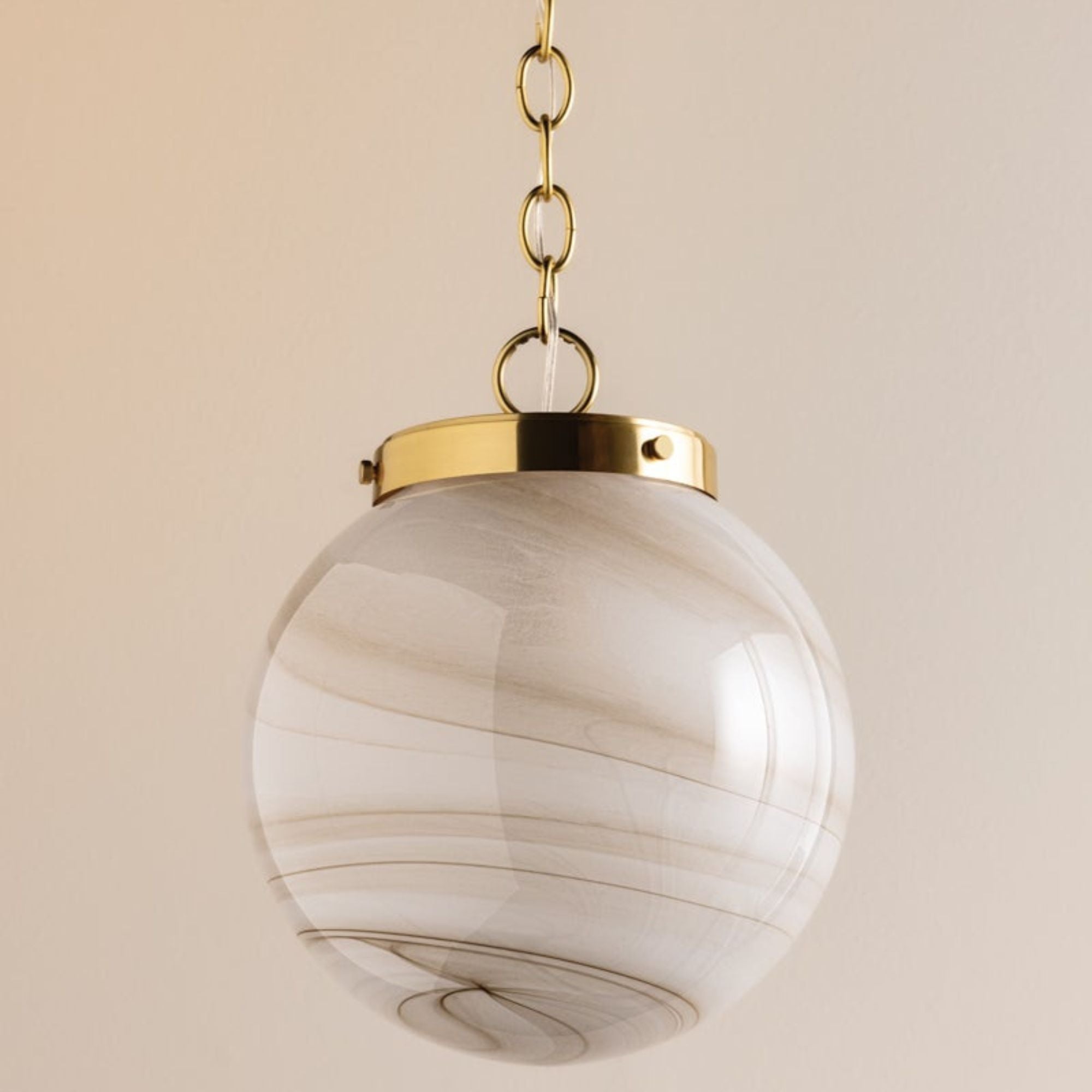Ambra 15" Pendant, Aged Brass Finish