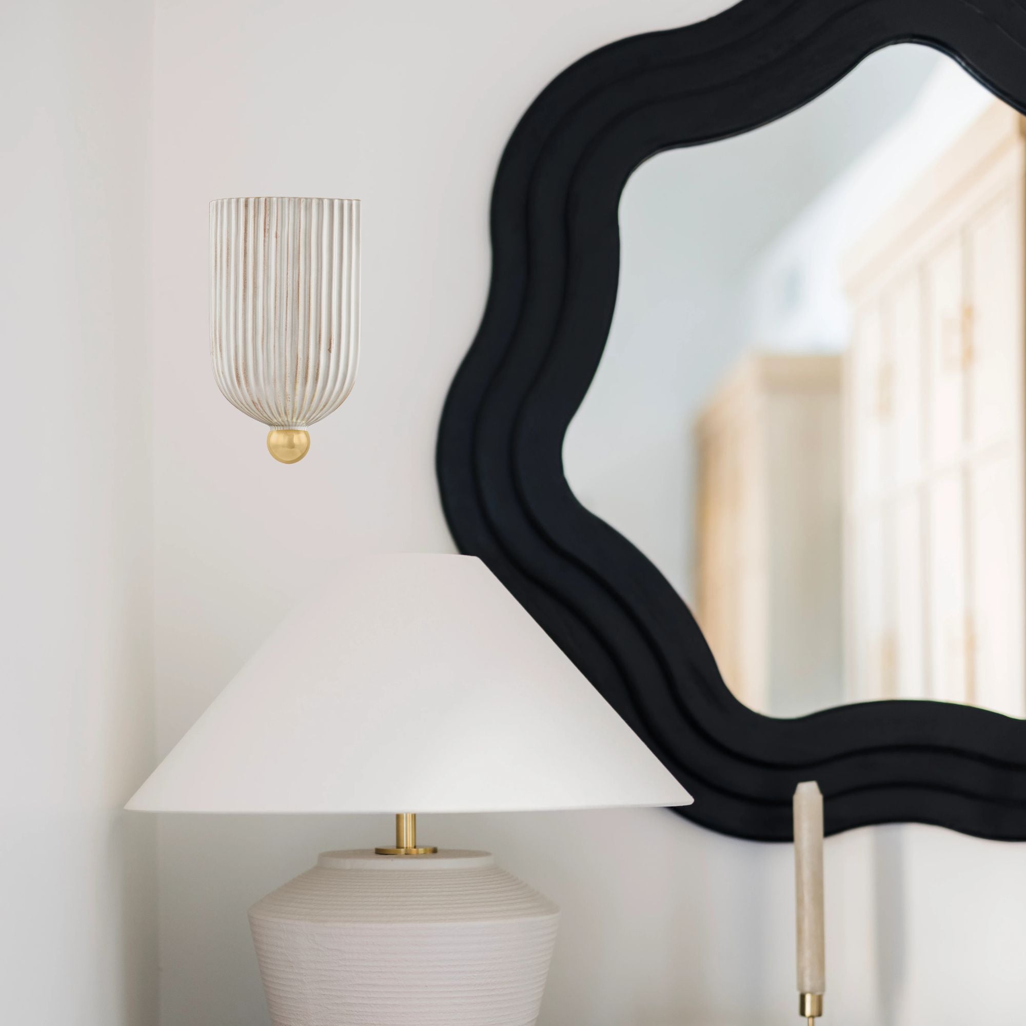 Amira 10" Wall Sconce, Aged Brass/Ceramic Fluted Cream Finish