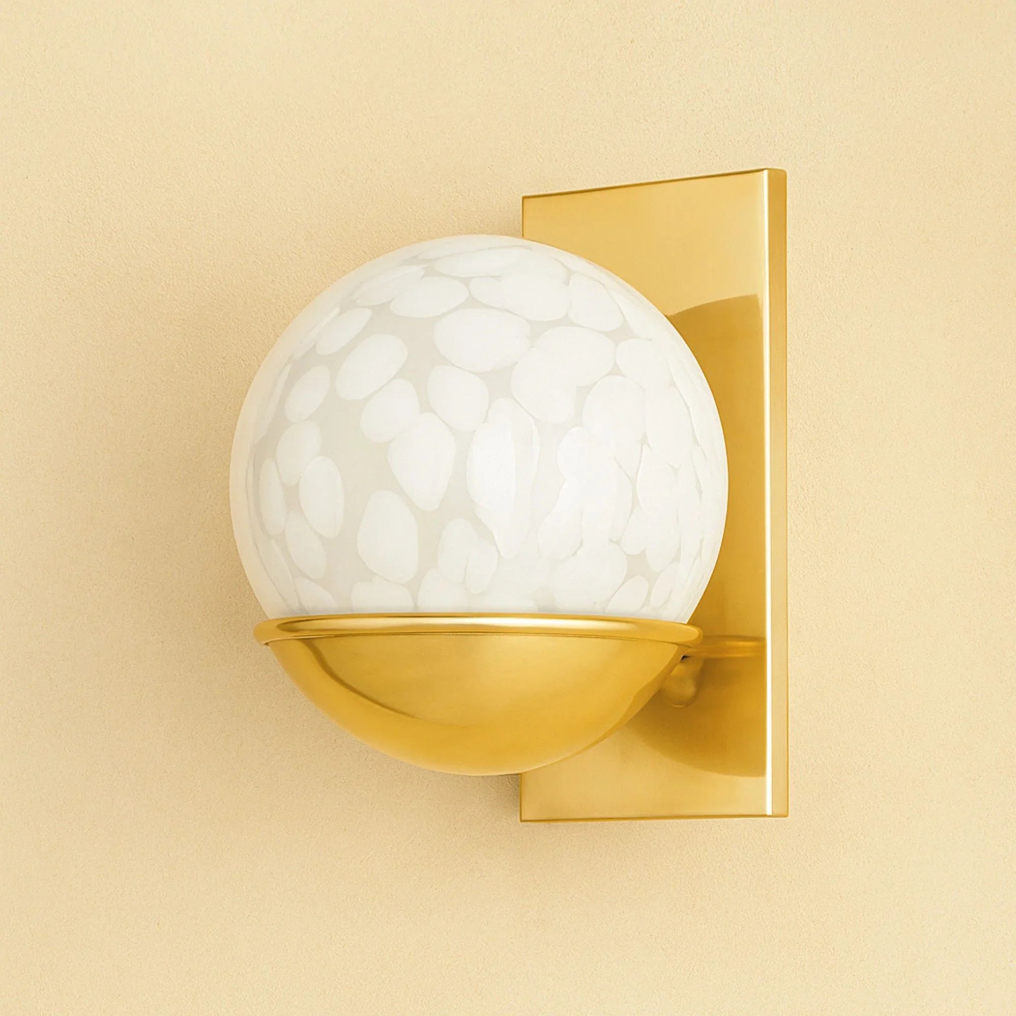 Cleo 10" Wall Sconce, Aged Brass Finish