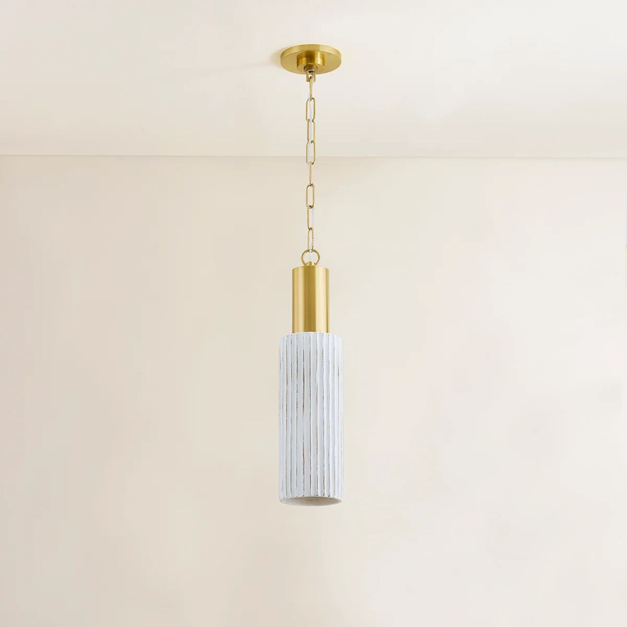 Corissa 32" Pendant, Aged Brass/Ceramic Whitewash Bisque Finish