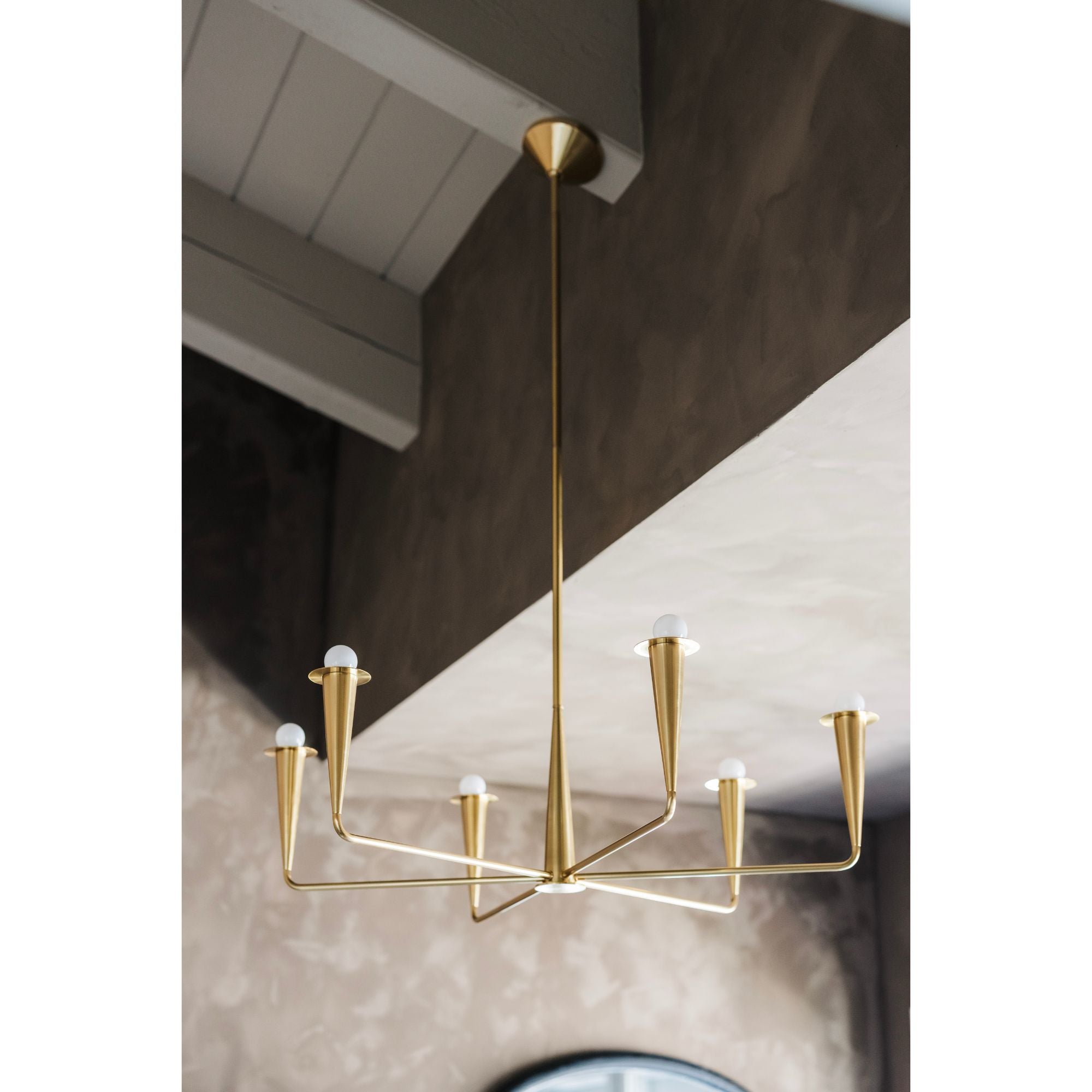Danna 40" 6-Light Chandelier, Aged Brass Finish