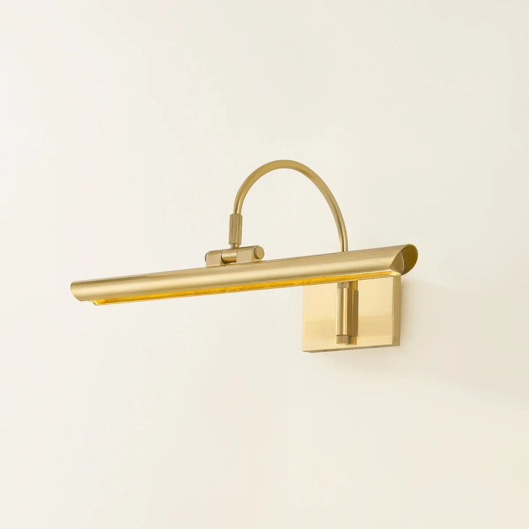 Elowen 18" LED Picture Light, Aged Brass Finish