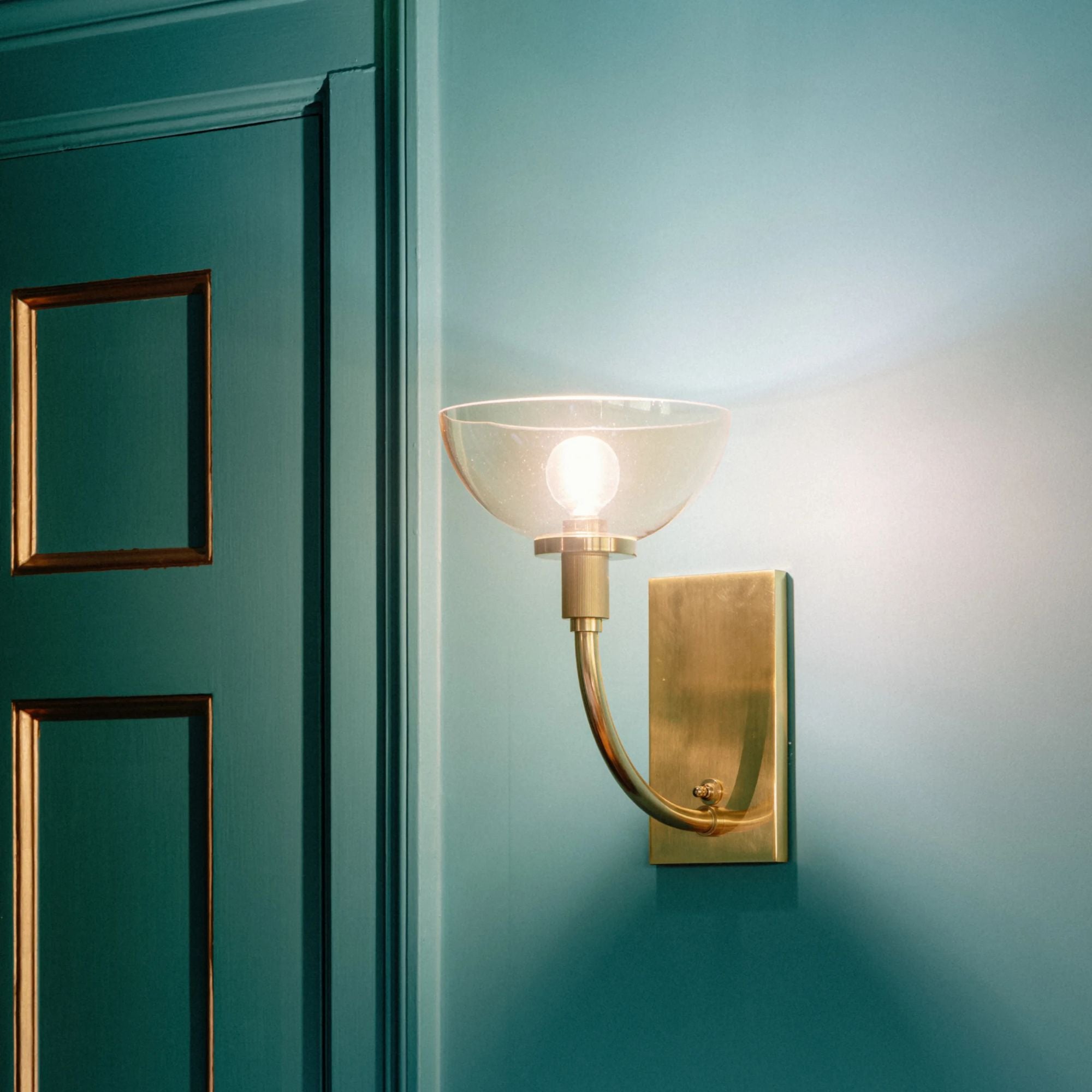 Eva 12" Wall Sconce, Aged Brass Finish