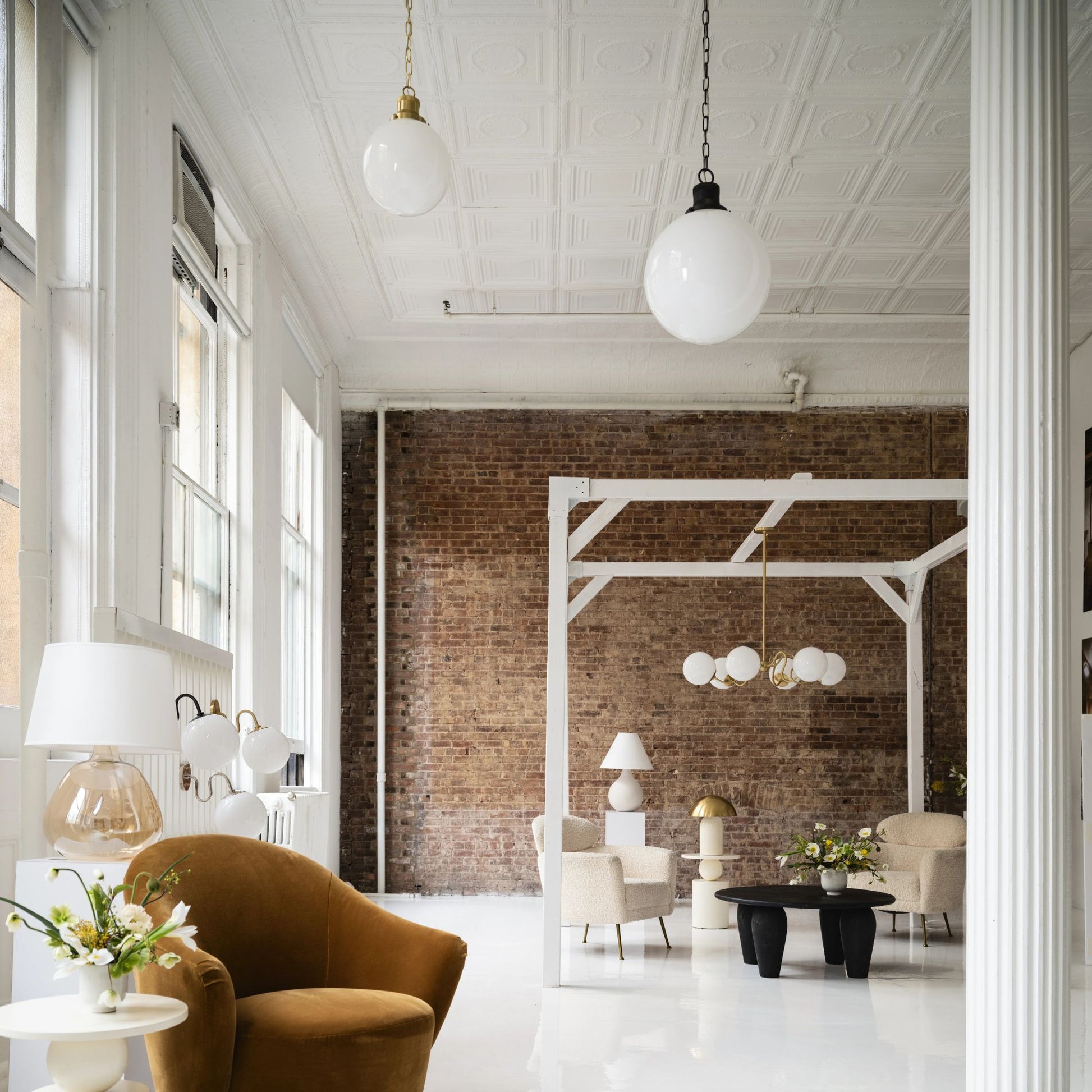 Mitzi - Gaia 17" 2-Light Table Lamp, Aged Brass/Ceramic White Crackle Finish | Bees Lighting