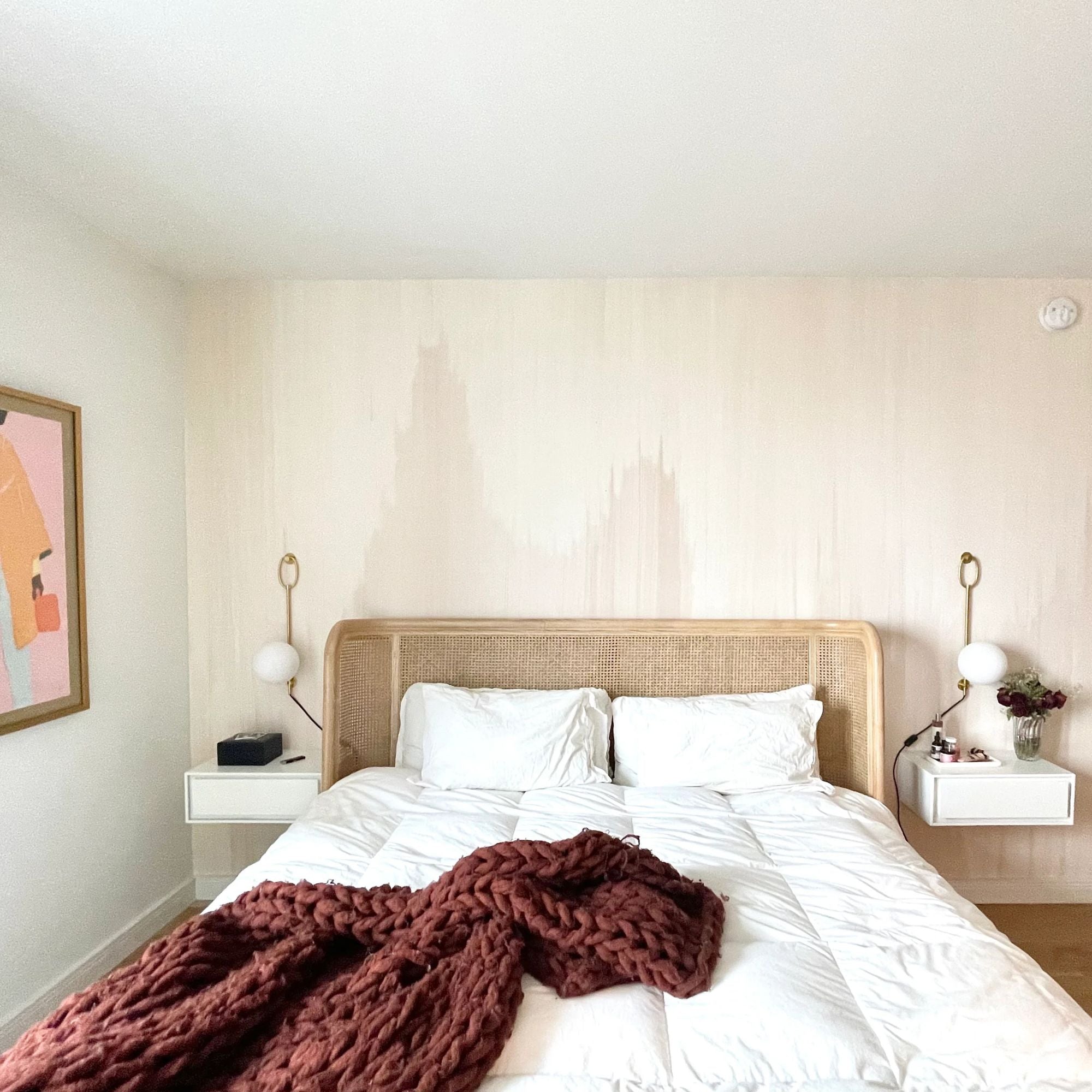 Gina 24" Wall Sconce, Aged Brass Finish