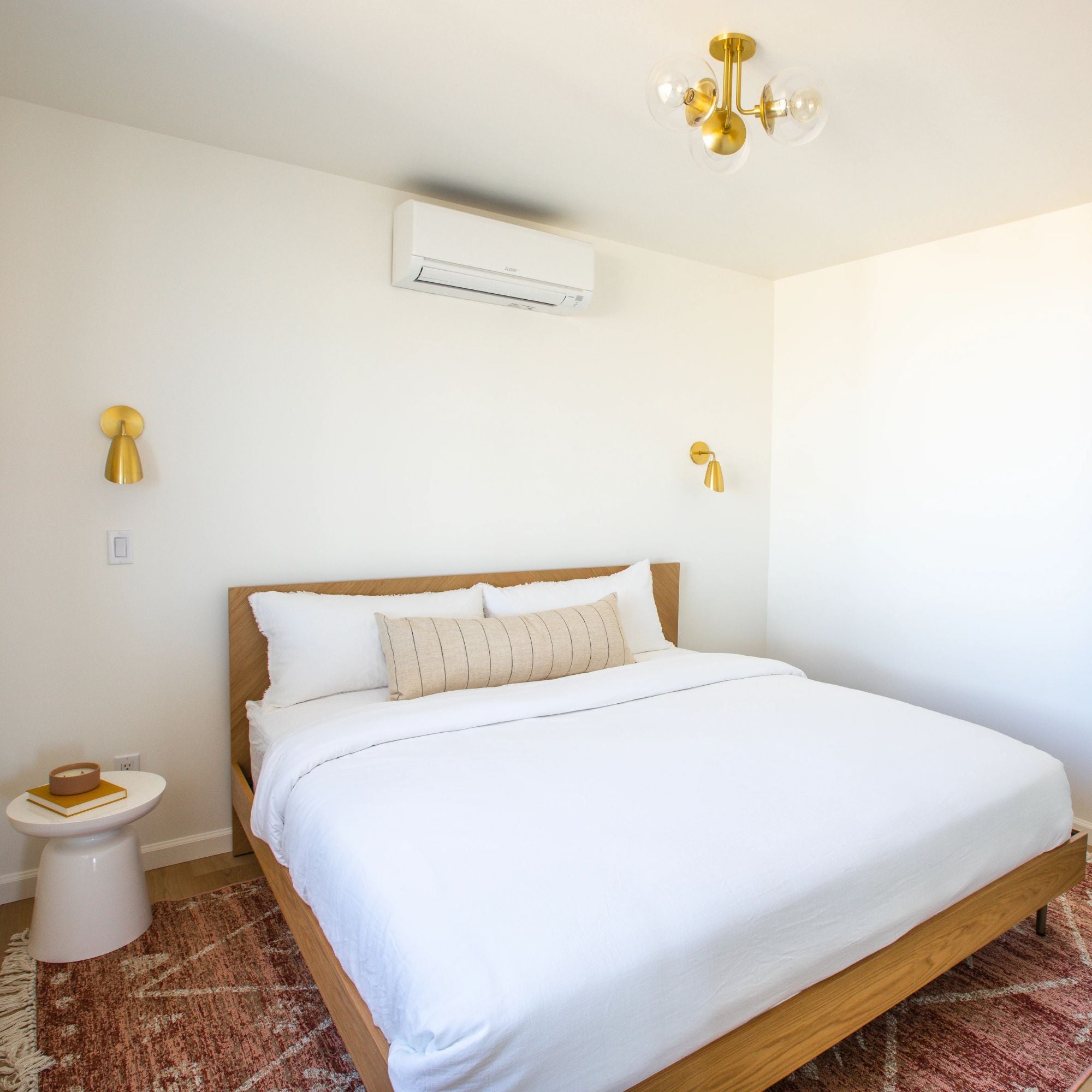 Kai 10" Wall Sconce, Aged Brass Finish