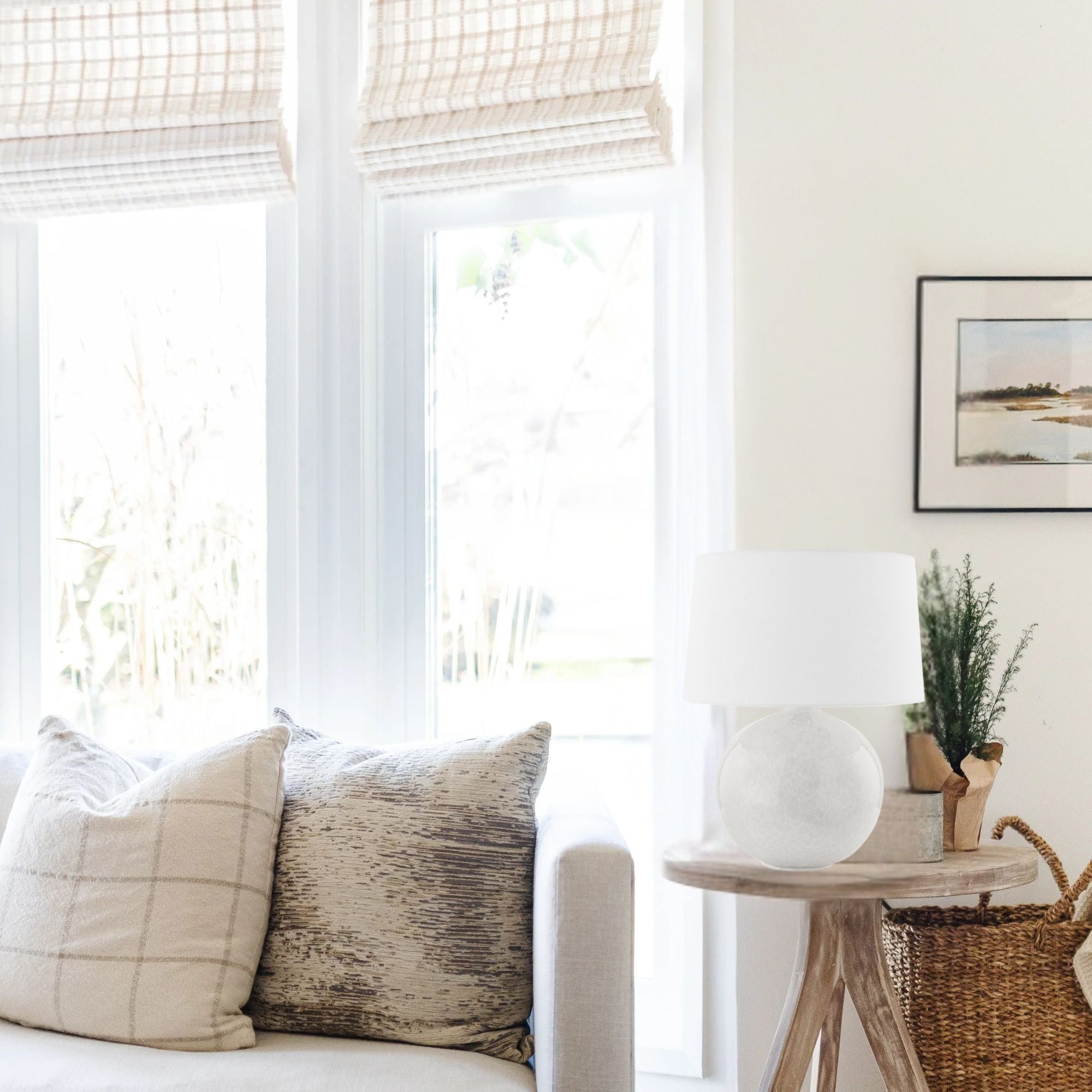 Karina Table Lamp Ceramic Gloss Nimbus with Aged Brass Accents