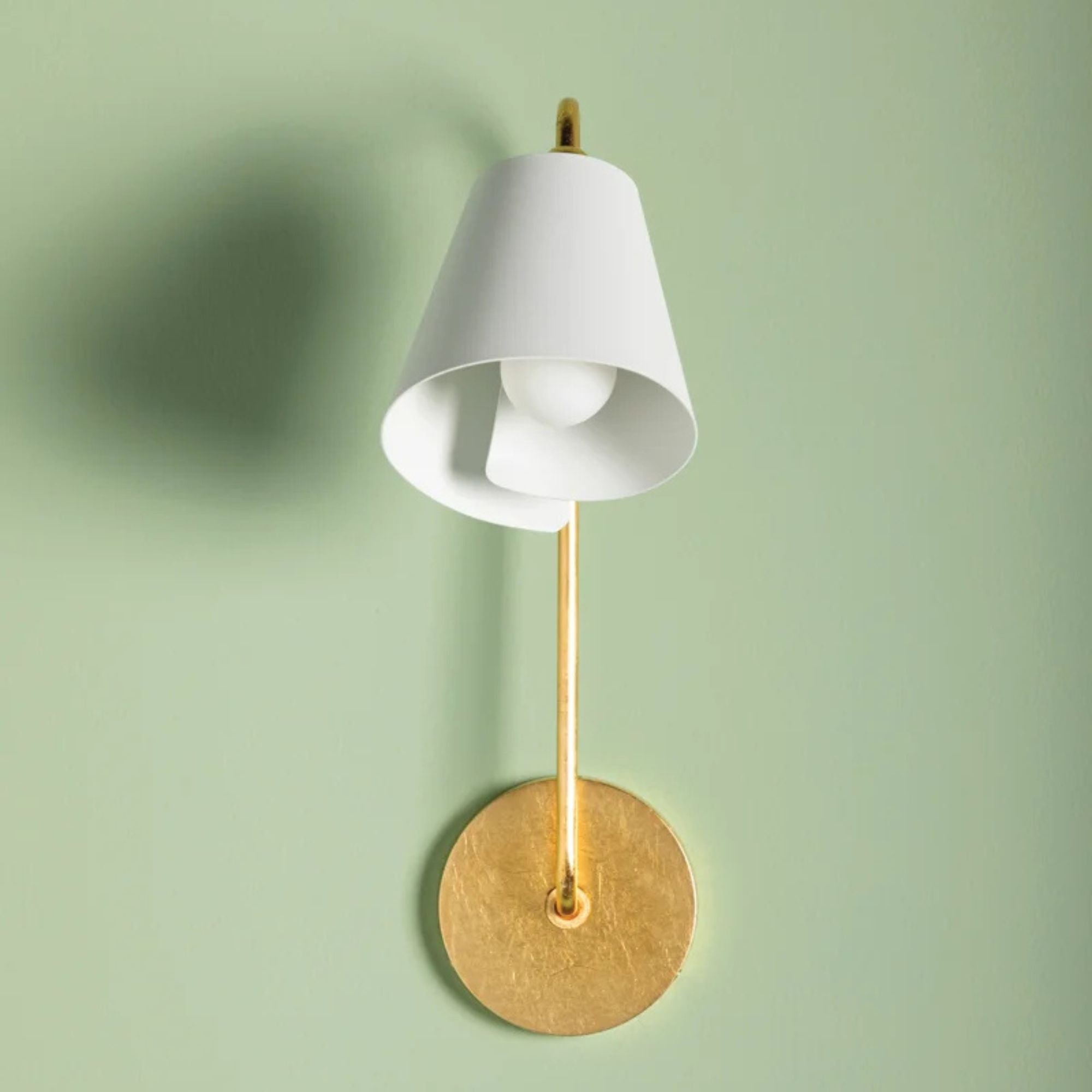 Lila 17" Wall Sconce, Gold Leaf/Textured White Finish
