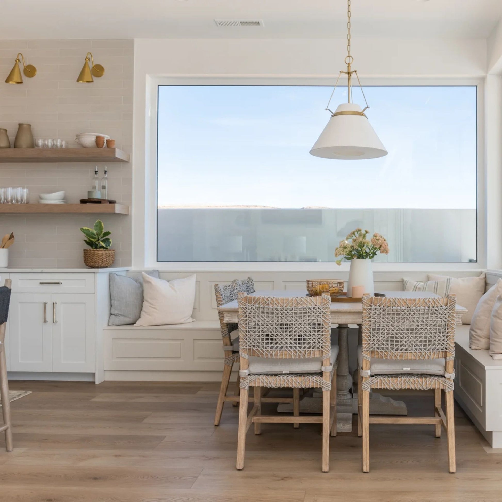 Mitzi - Lupe 12" Wall Sconce, Aged Brass Finish | Bees Lighting