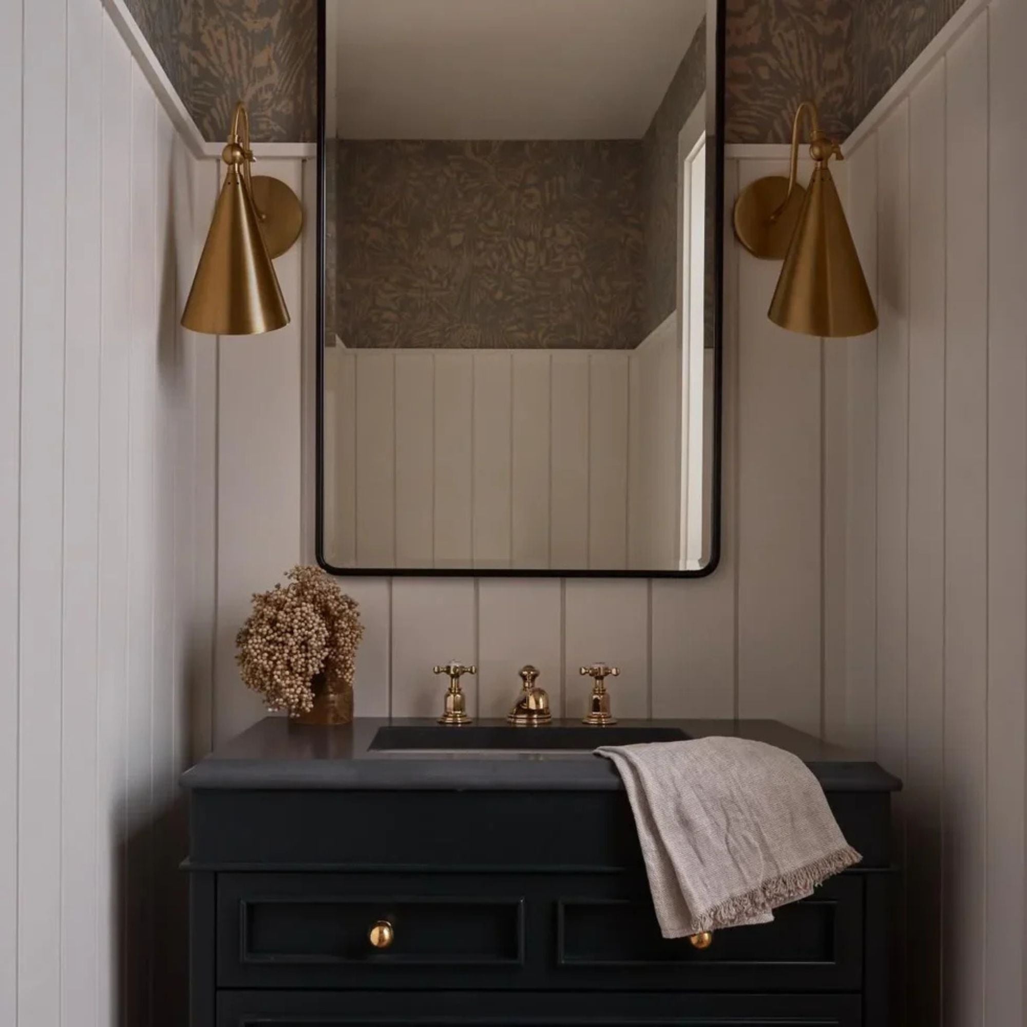 Mitzi - Lupe 12" Wall Sconce, Aged Brass Finish | Bees Lighting