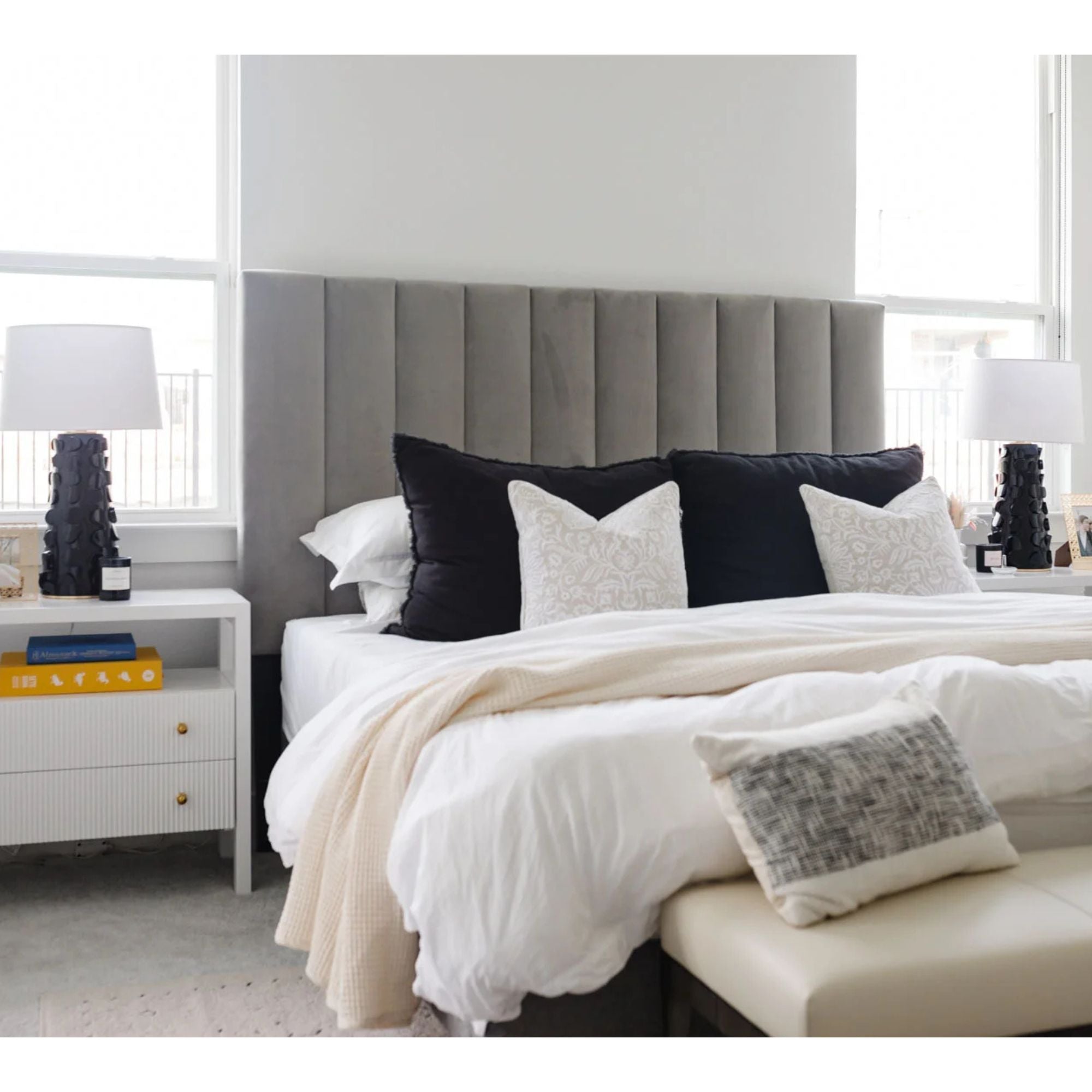 Naomi Table Lamp Black Lustro with Gold Leaf Combo Finish