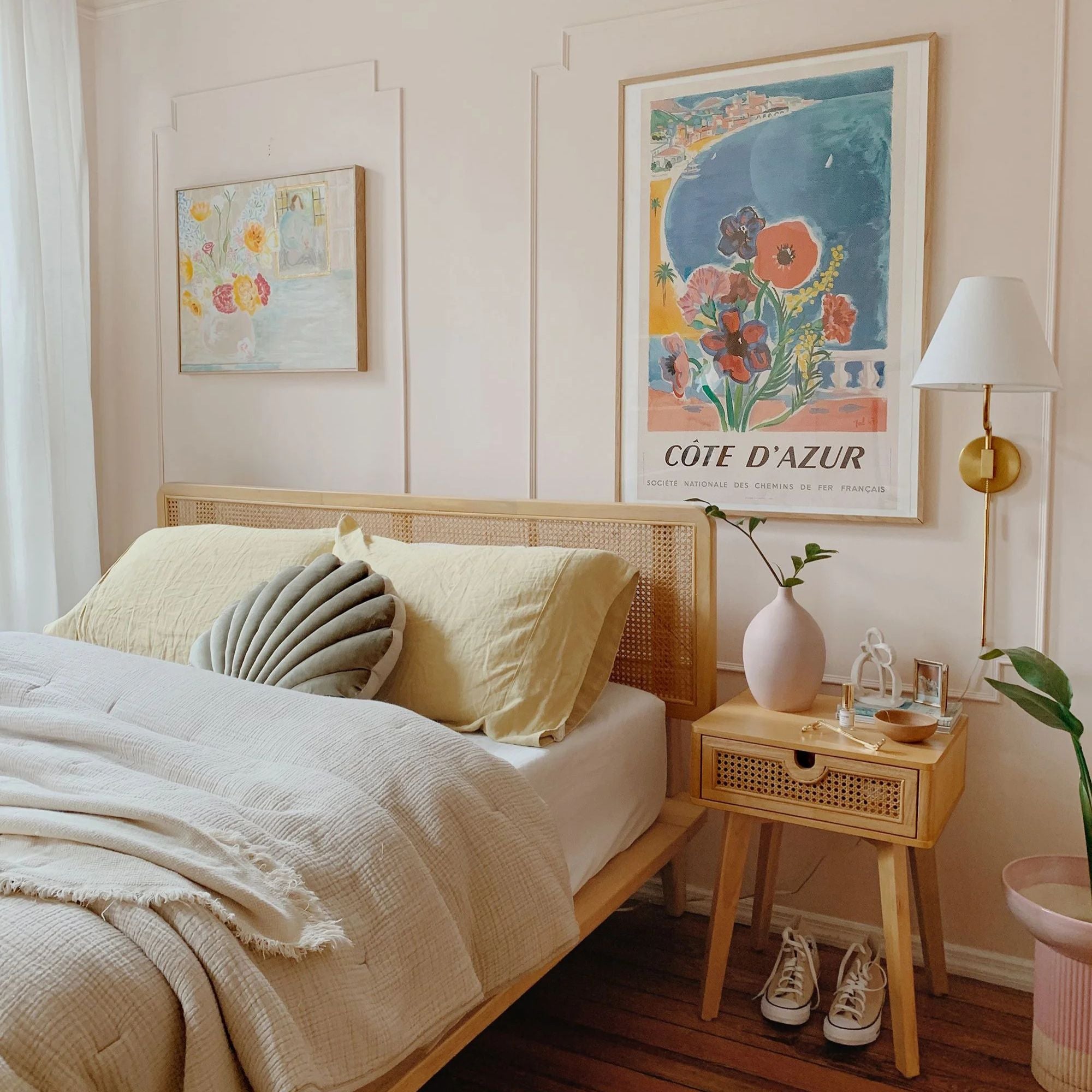 Patti 31" Plug-in Sconce, Aged Brass Finish