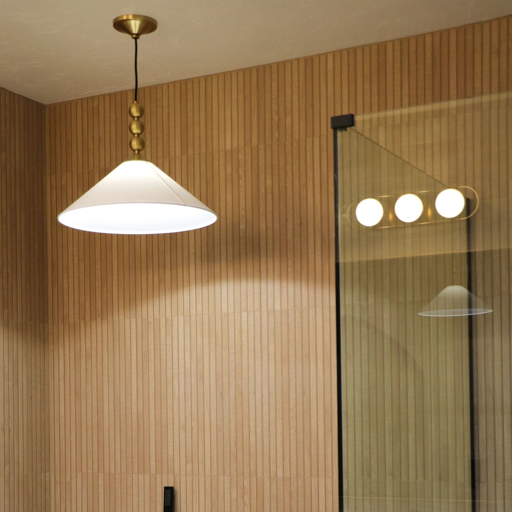 Sang 20" Pendant, Aged Brass Finish