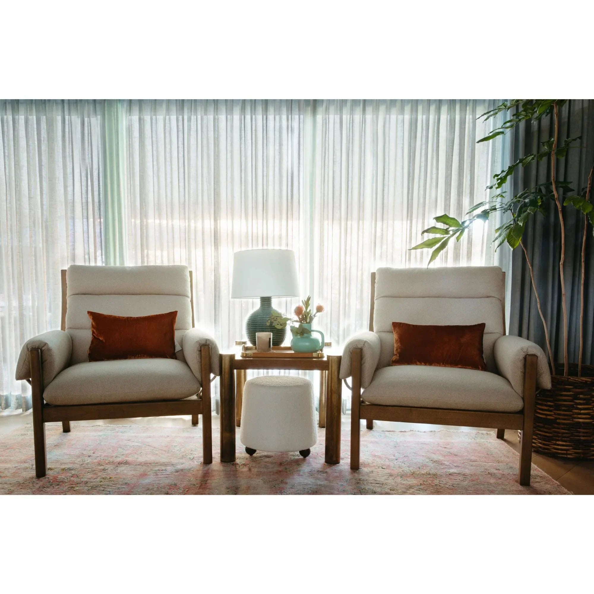 Sara 22" Table Lamp, Aged Brass Finish