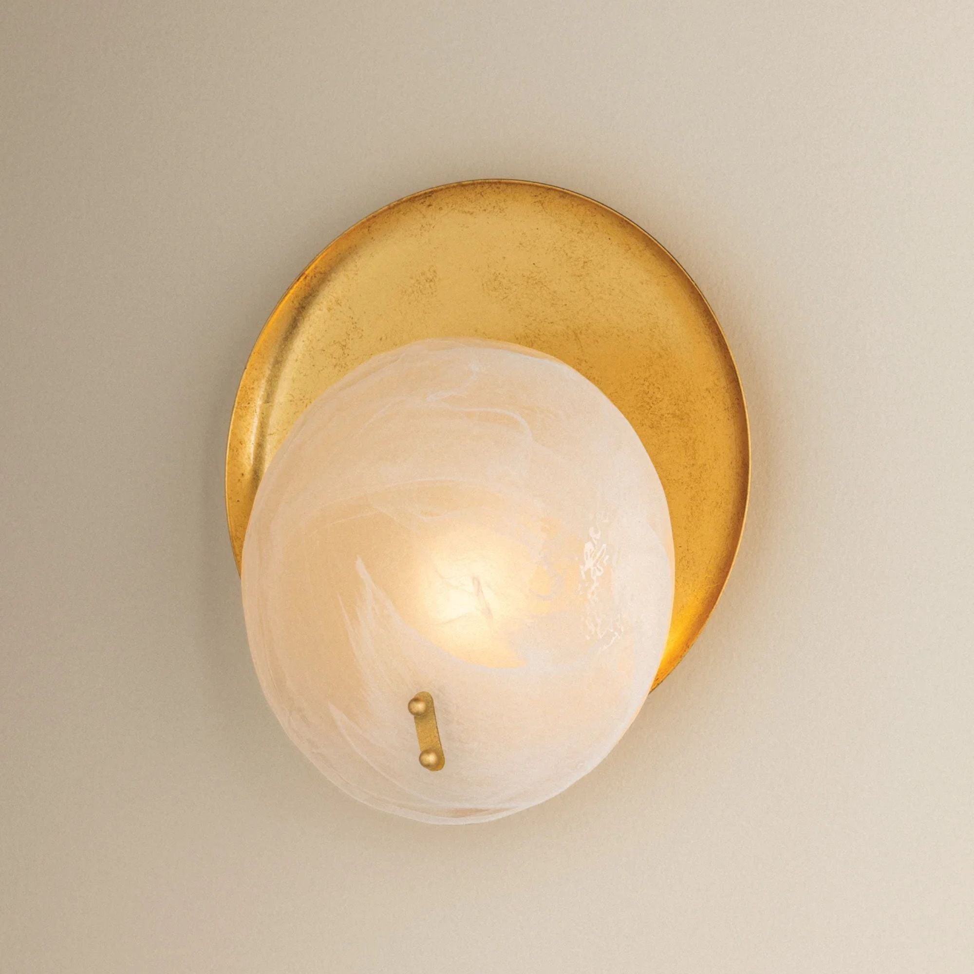Mitzi Shanette 12.5 in. Wall Sconce, Vintage Gold Leaf with Piastra Glass