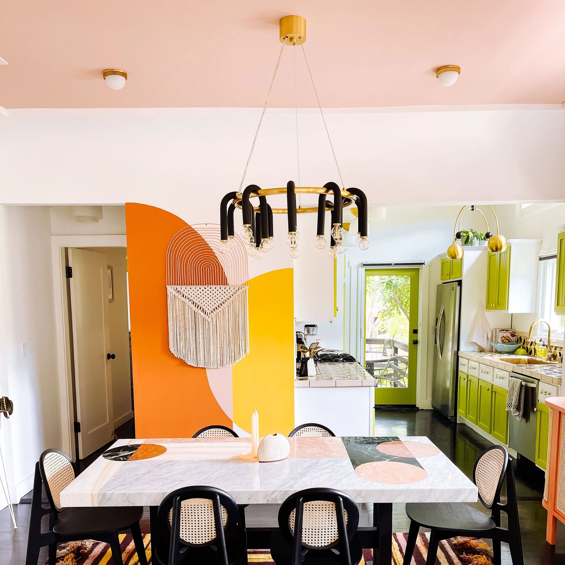 Mitzi - Whit 29" 20-Light Chandelier, Aged Brass/Black Finish | Bees Lighting