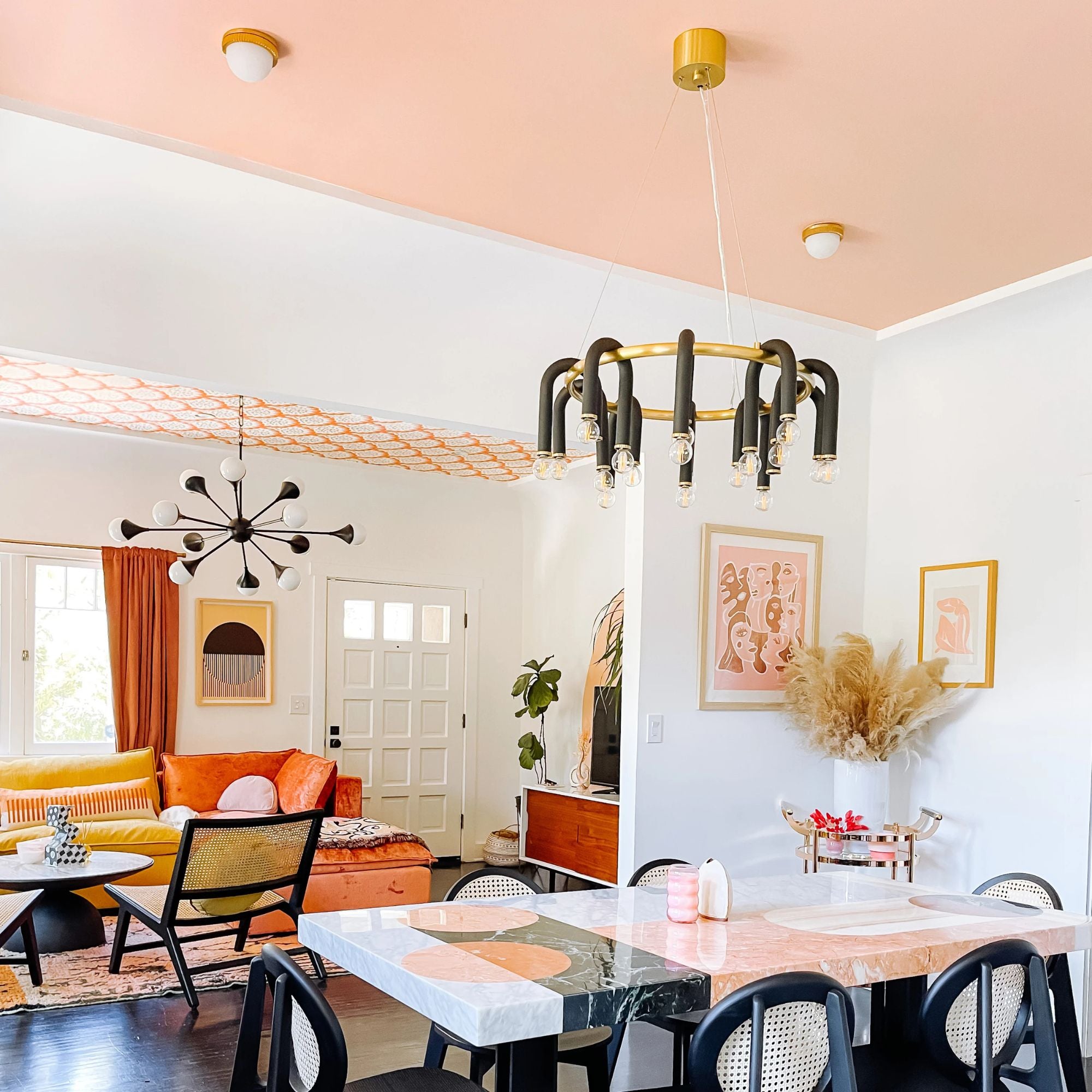 Mitzi - Whit 29" 20-Light Chandelier, Aged Brass/Black Finish | Bees Lighting