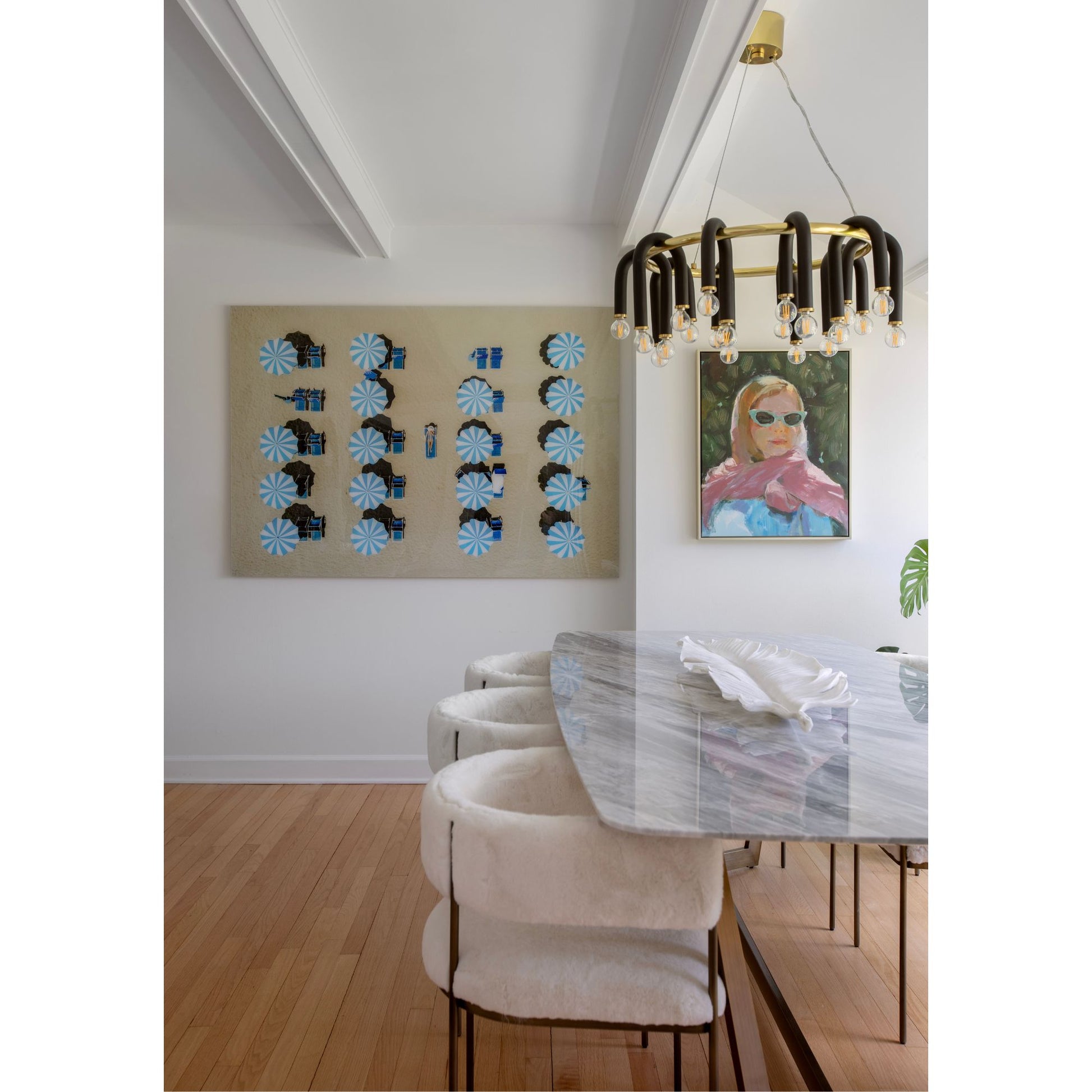 Mitzi - Whit 29" 20-Light Chandelier, Aged Brass/Black Finish | Bees Lighting