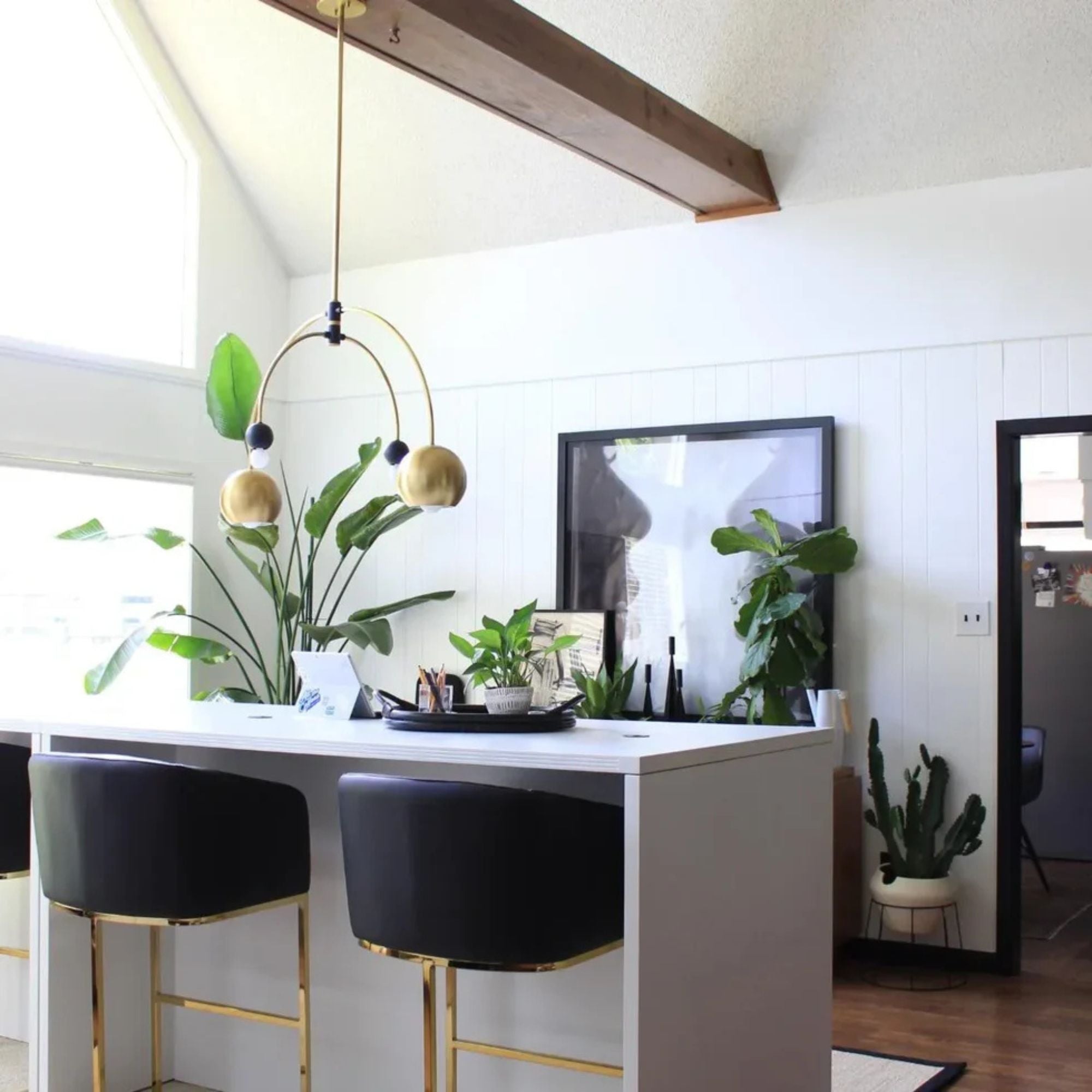 Mitzi - Willow 38" 4-Light Chandelier, Aged Brass/Black Finish | Bees Lighting