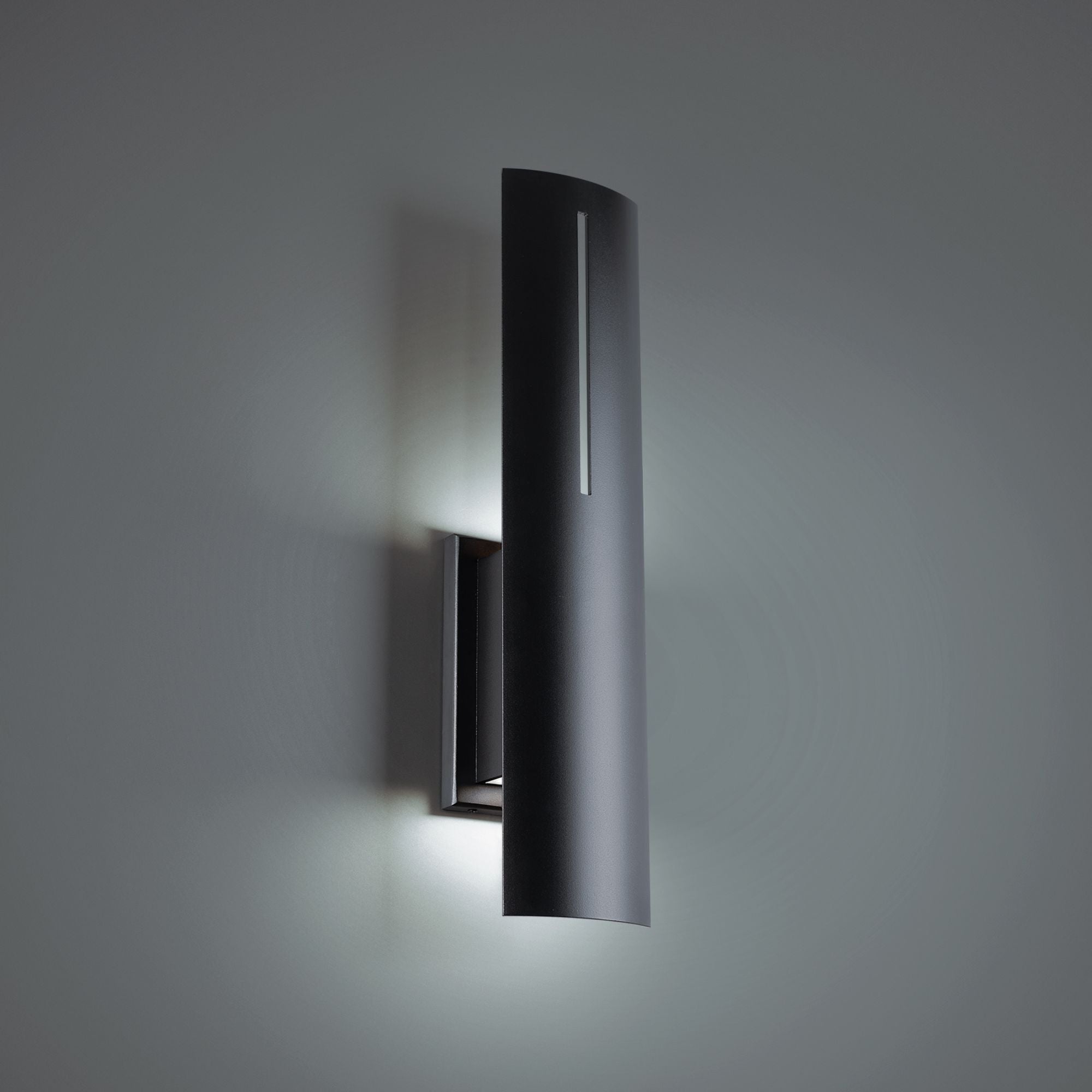 Aegis 20" LED Outdoor Wall Sconce, 3500K, Black Finish