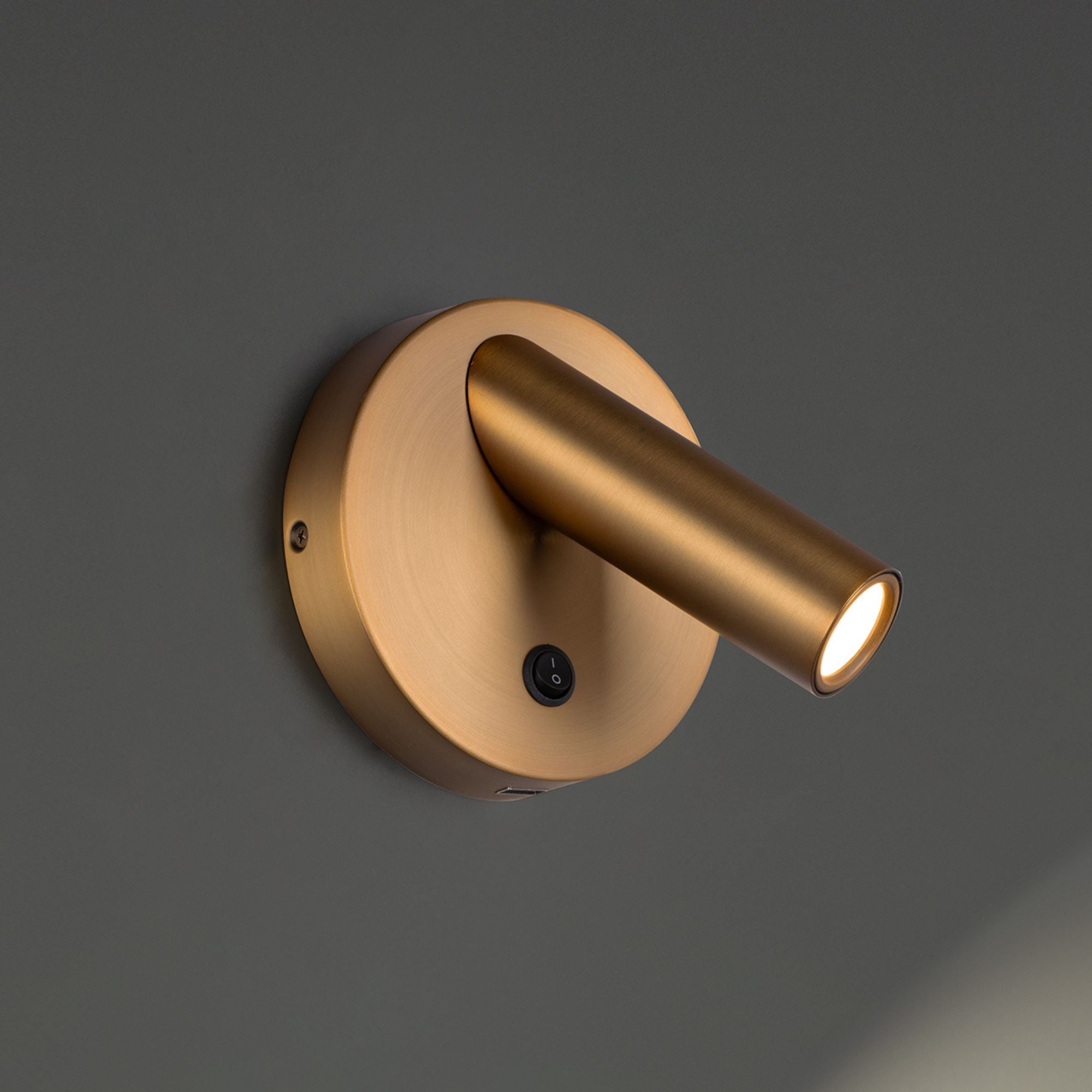 Aspire 5" LED Reading Bed Light, Aged Brass Finish - Bees Lighting