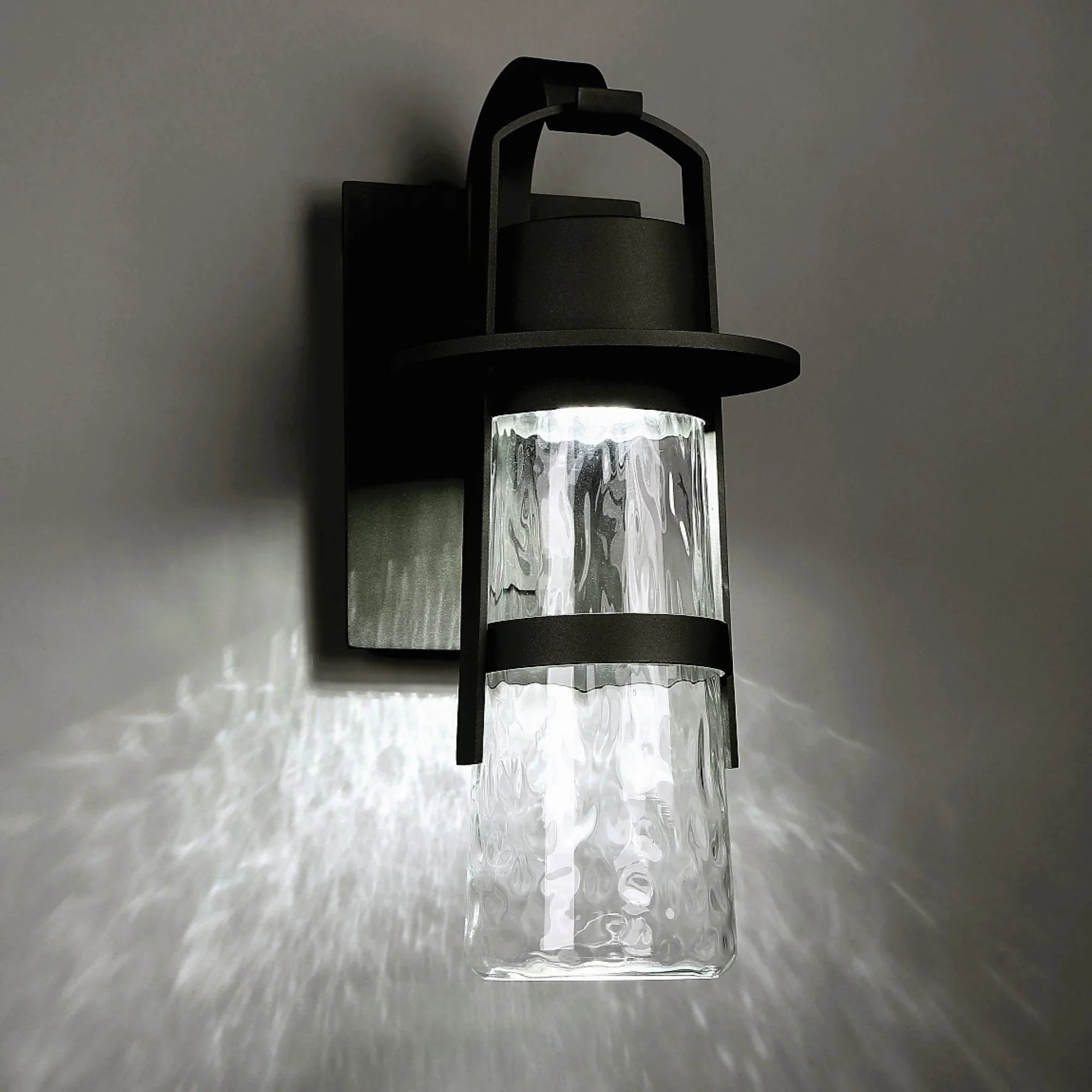 Modern Forms - Balthus 21" LED Outdoor Wall Sconce, Black Finish | Bees Lighting