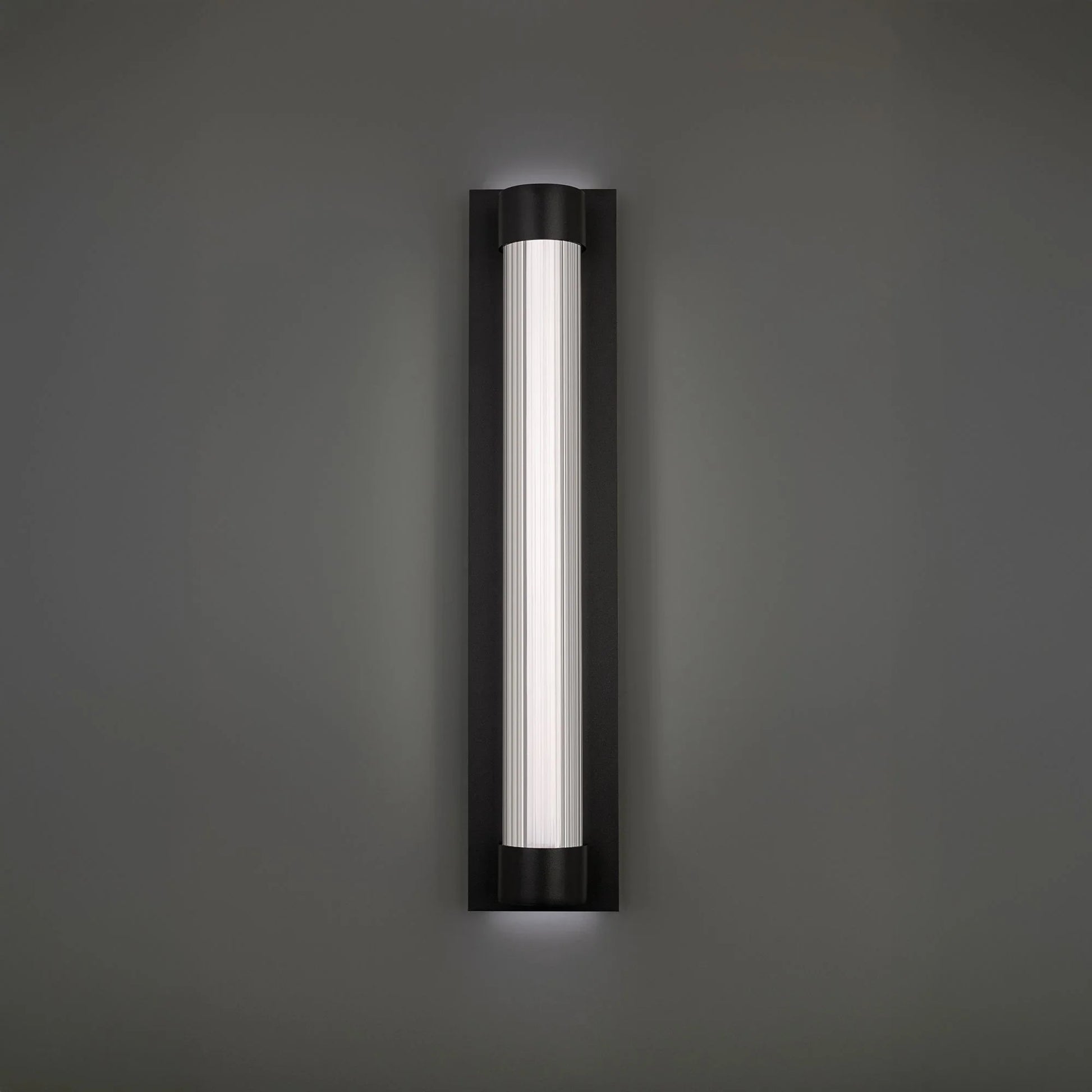 Modern Forms - Chyzel 26" LED Outdoor Wall Sconce, Black Finish | Bees Lighting
