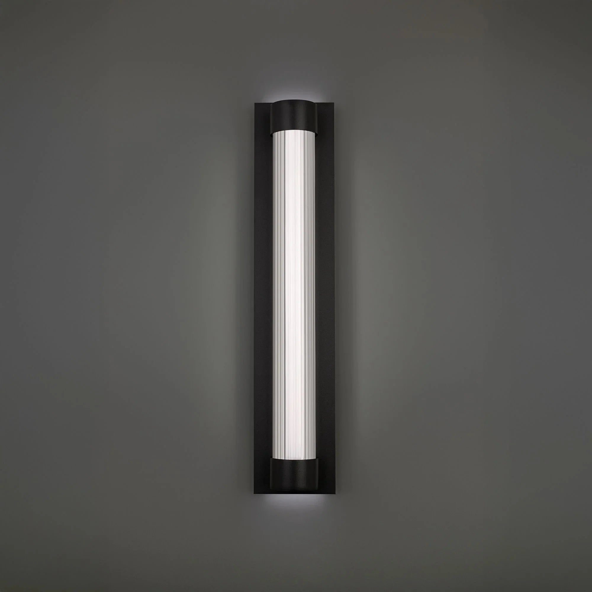 Modern Forms - Chyzel 26" LED Outdoor Wall Sconce, Black Finish | Bees Lighting