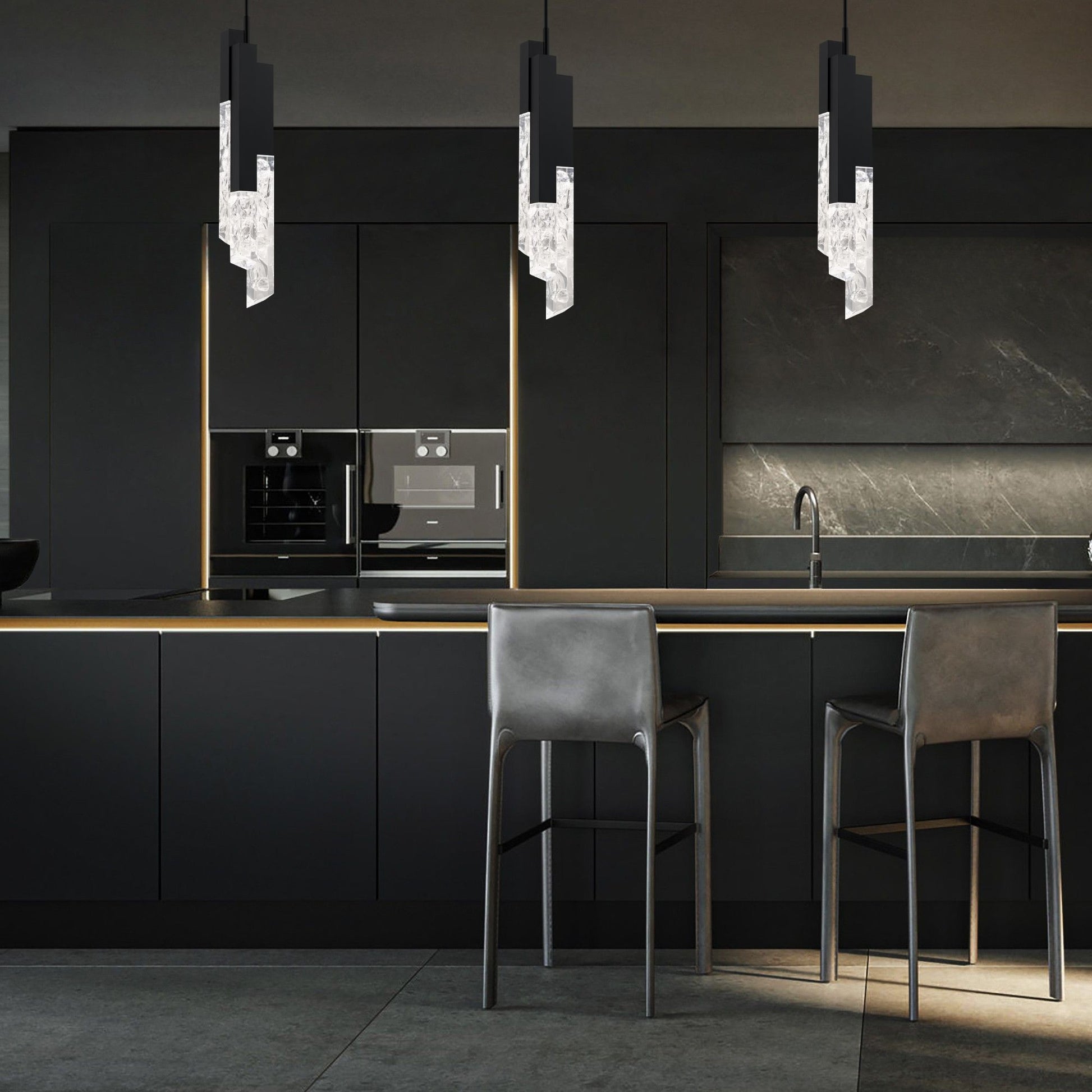 Montage 32" LED Mini Pendant, Black Finish - Bees Lighting