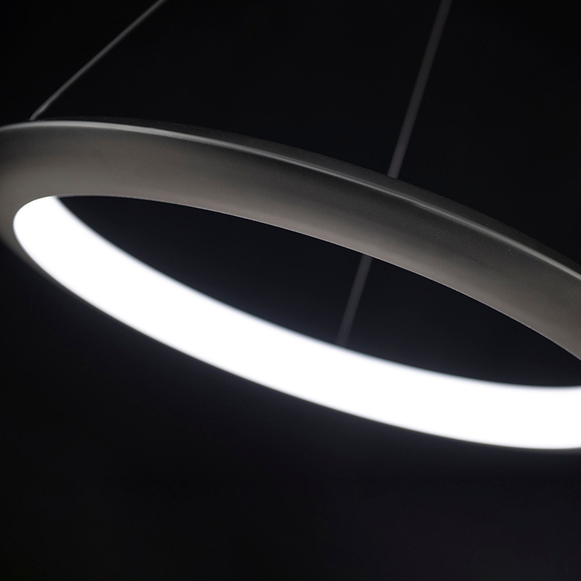 The Ring 36" LED Pendant, 2700K, Black Finish