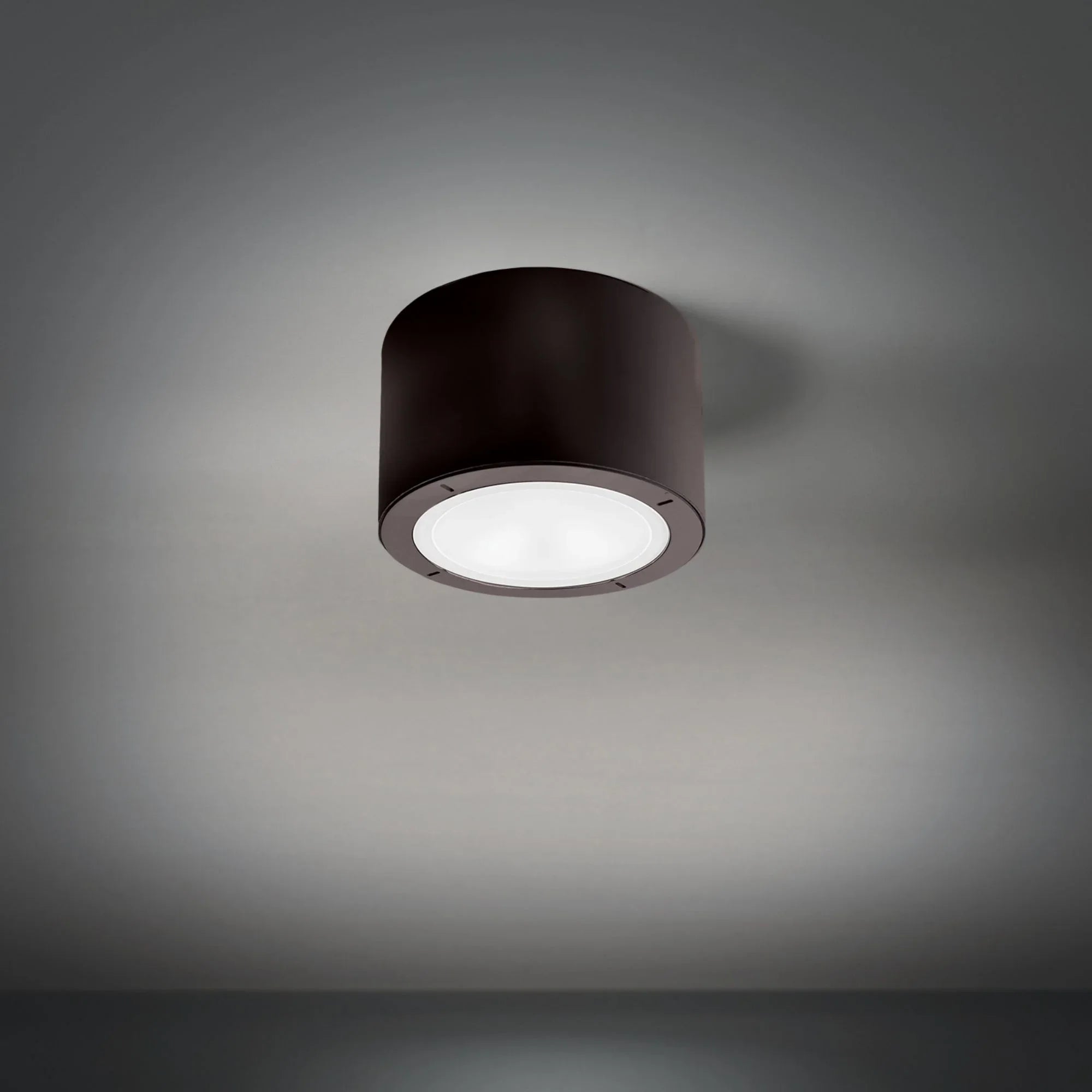 Vessel 6" LED Outdoor Flush Mount, Bronze Finish