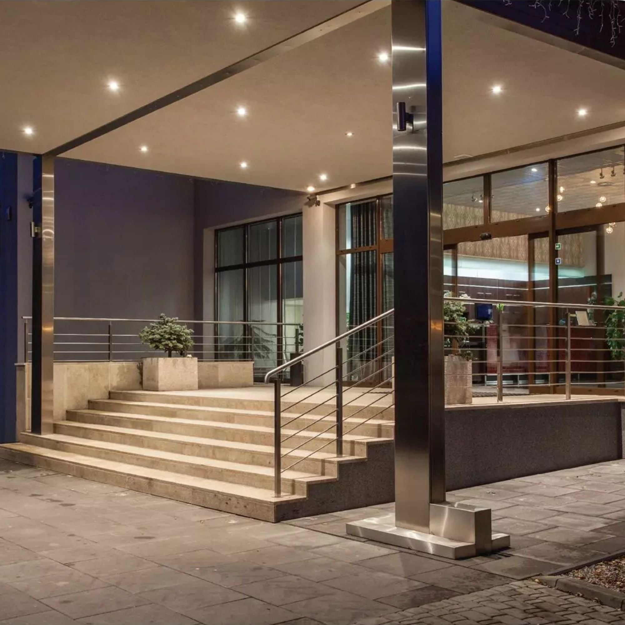 2" Edge-Lit Wafer LED Downlight, 10W, 900Lm, 5-CCT, 120V, Smooth Trim