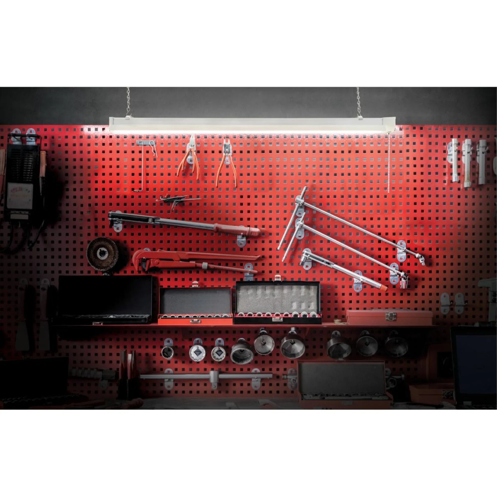 3ft LED Shop Light, 34W, 3000 Lumens, 4000K, 120V, Pull Chain