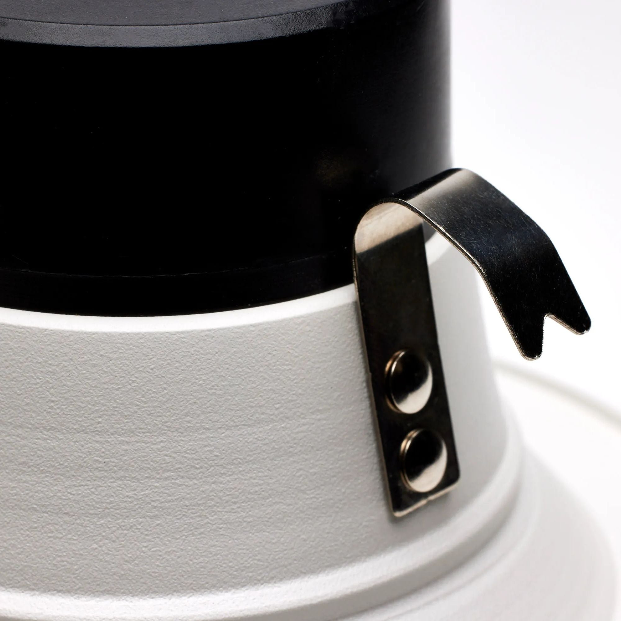 SATCO|NUVO - Starfish 4" LED Smart Retrofit Downlight, 8W, 650lm, RGB, Round Smooth Trim | Bees Lighting