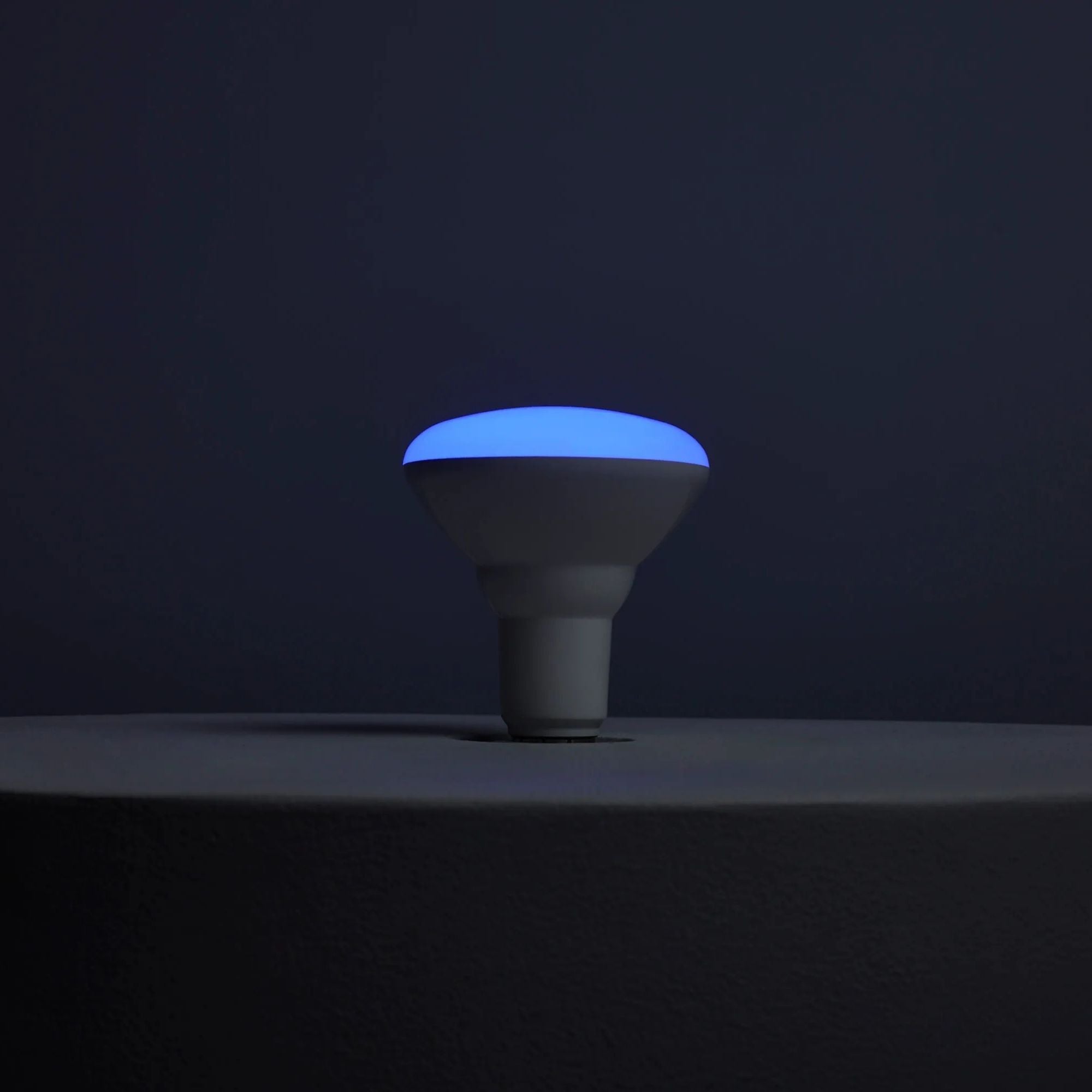 Starfish BR30 Wi-Fi Smart LED Bulb, 10W, 800 Lm, 27K-50K RGBTW, E26 Base, 120V